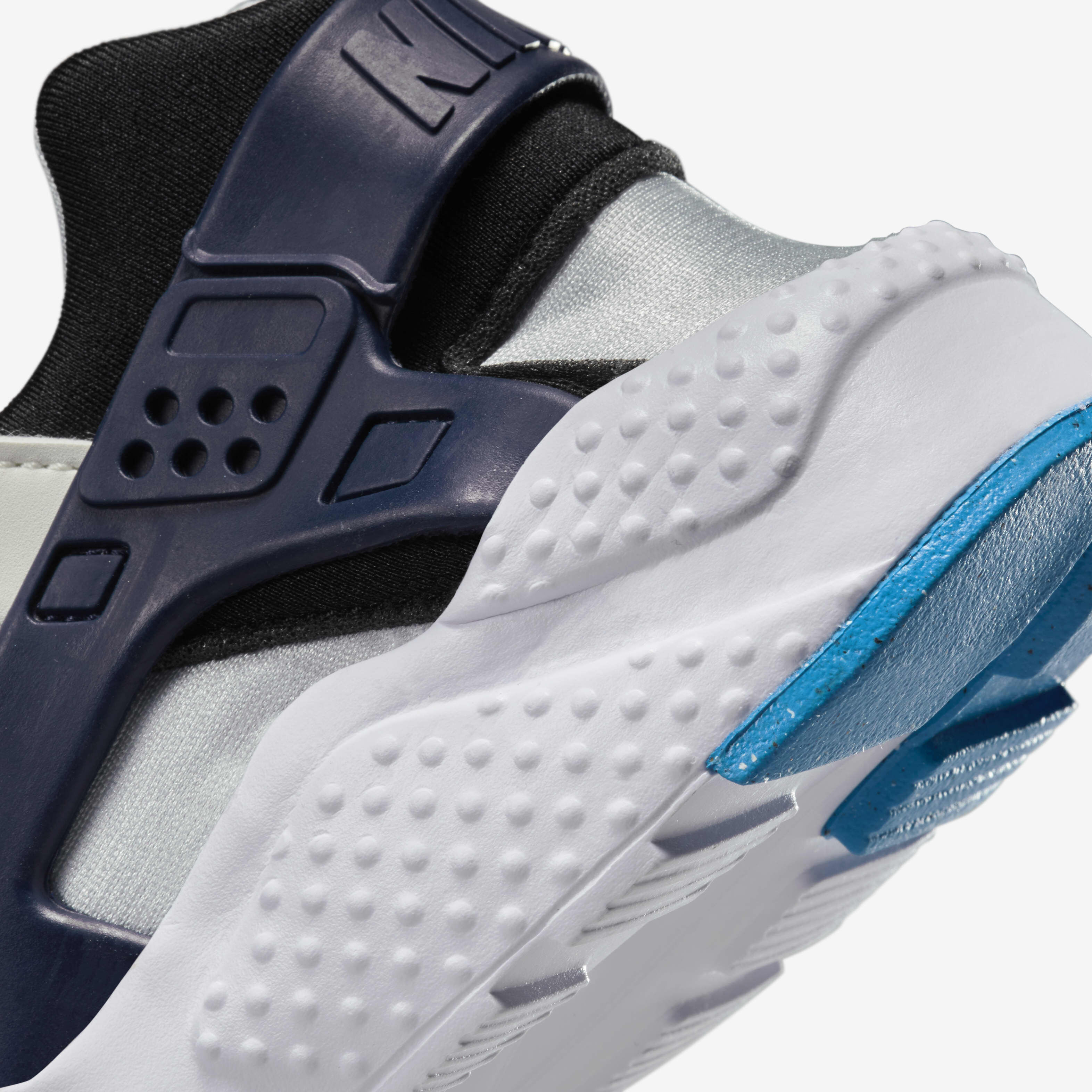 Youth huaraches nike 2025