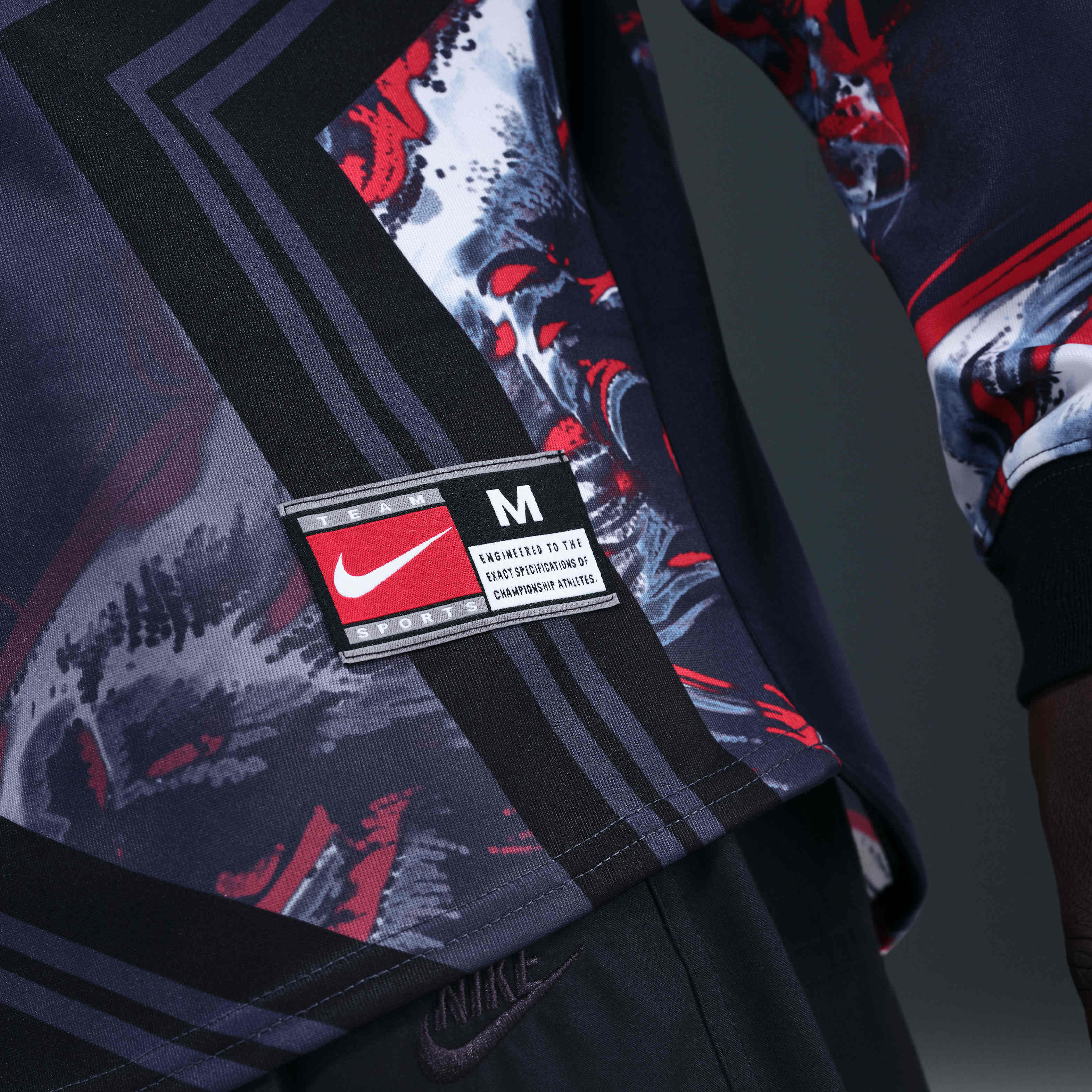 England Hollywood Keeper image number 5