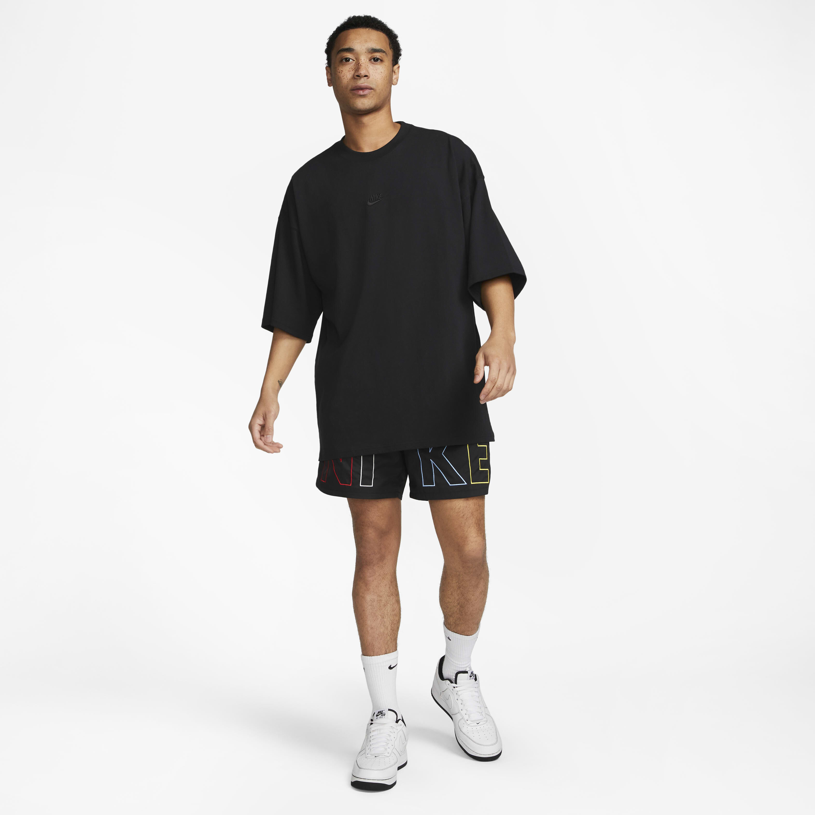 ◆Nike◆ Sportswear Premium Essentials Men's Oversized T-Sh Sportswear Essentials oversized T-shirt | Nike | Shop Men's