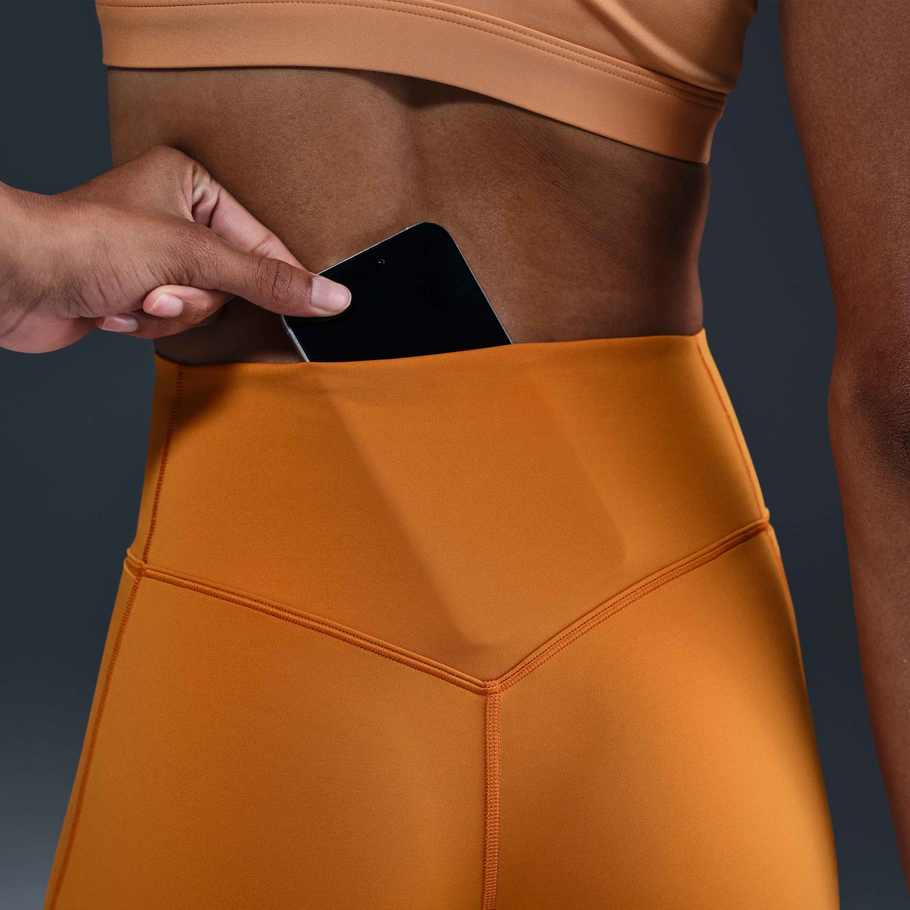 Nike Universa image number 5