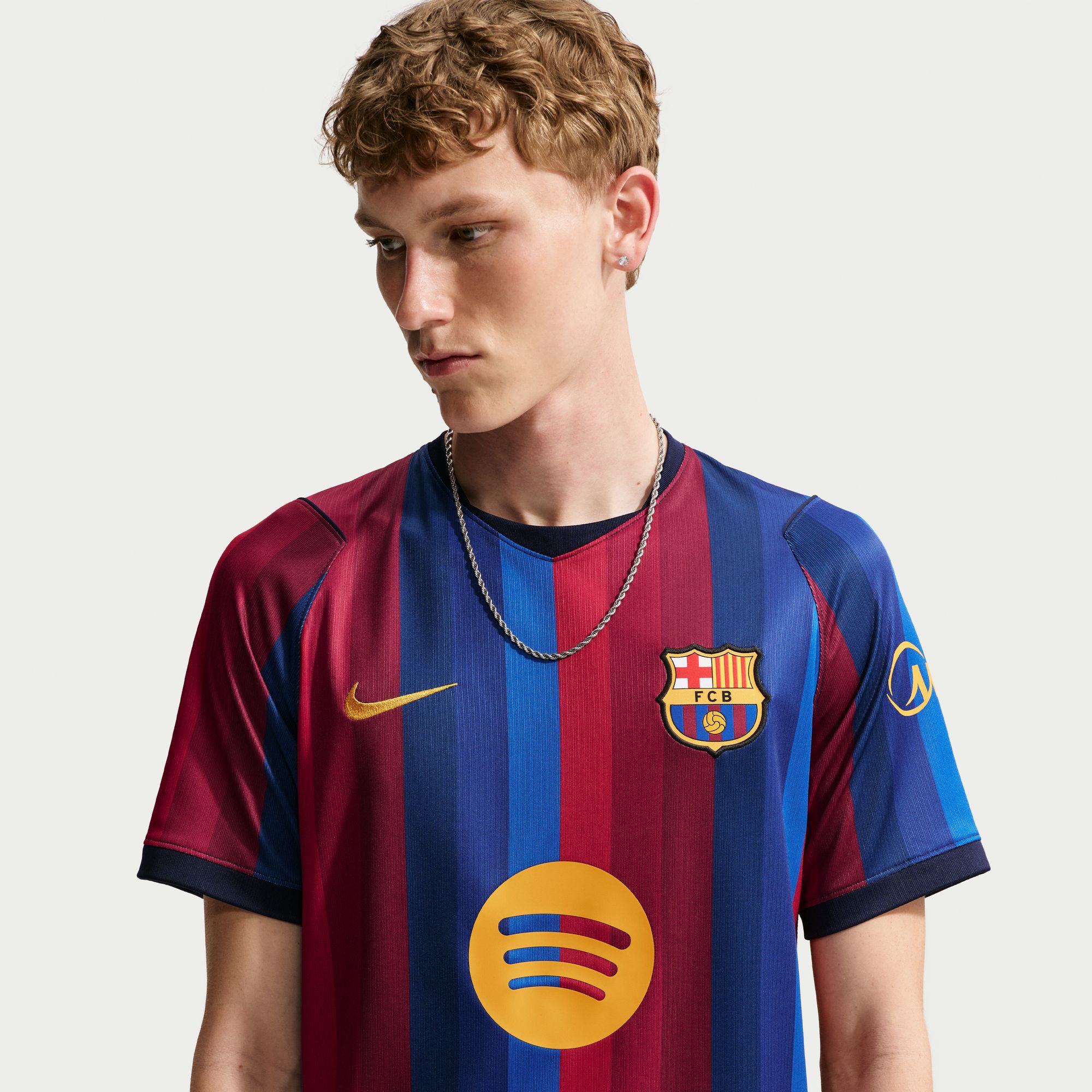 برشلونة الأساسي 27/2026 ستاديوم image number 5