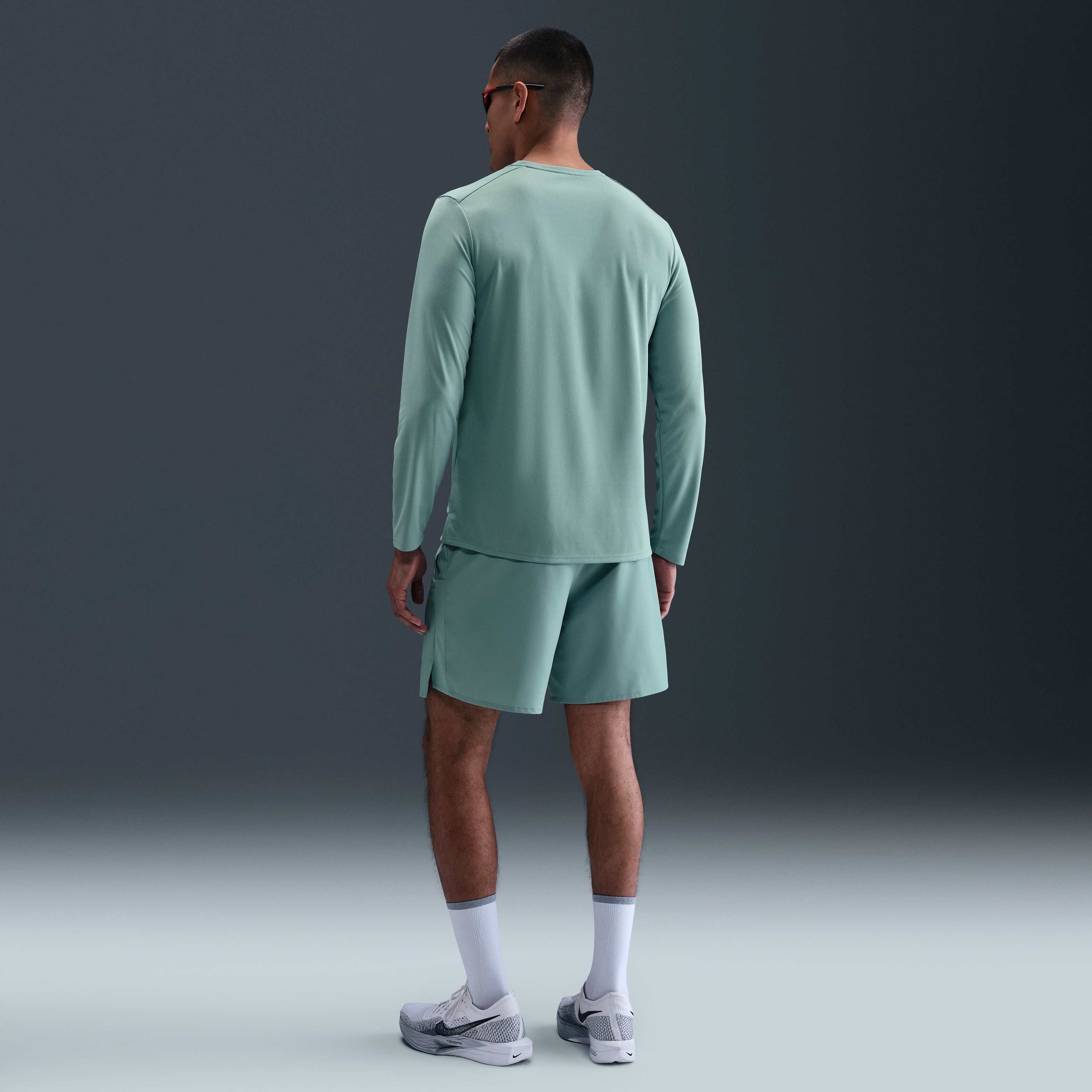 Nike Challenger image number 3