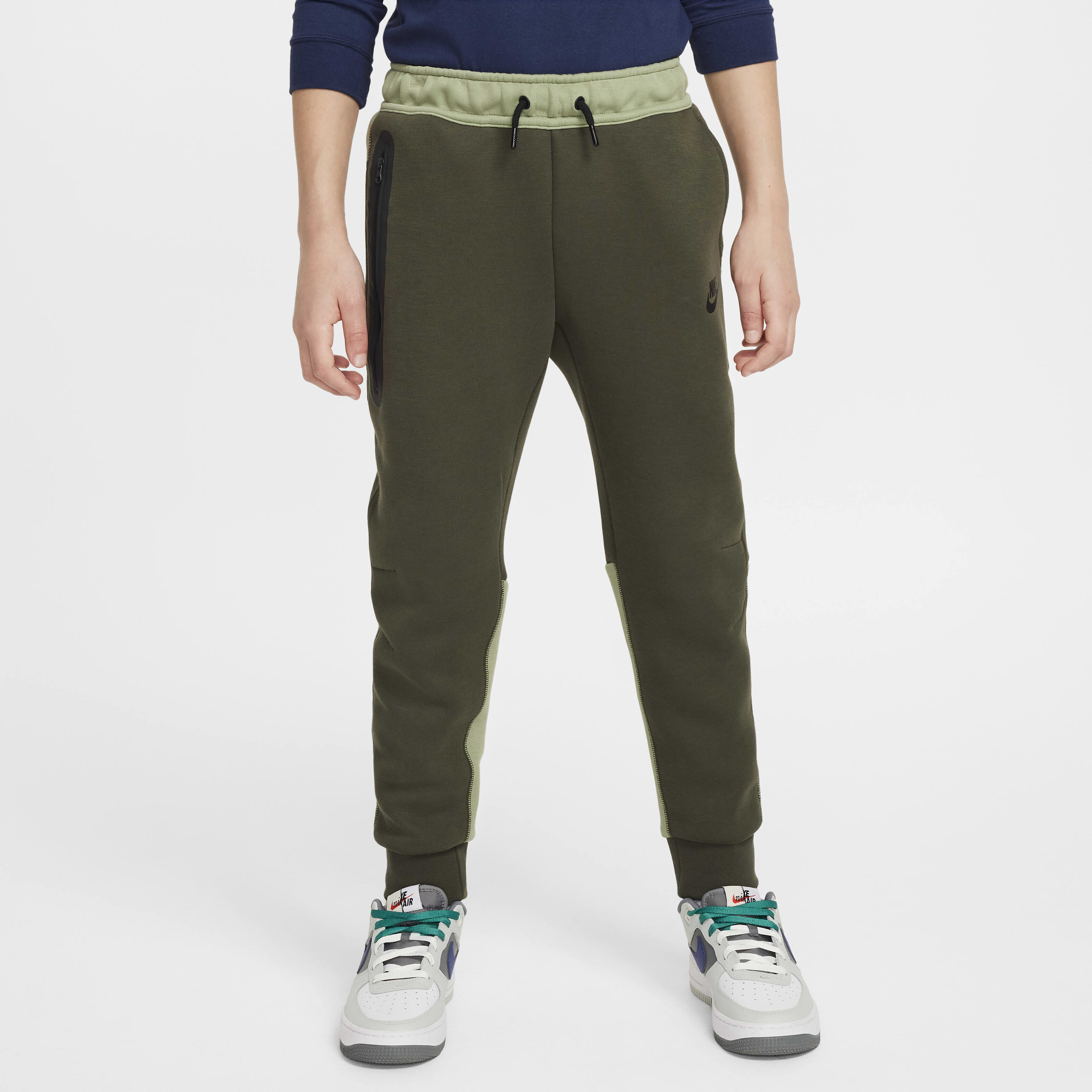 Boys nike tech pants best sale