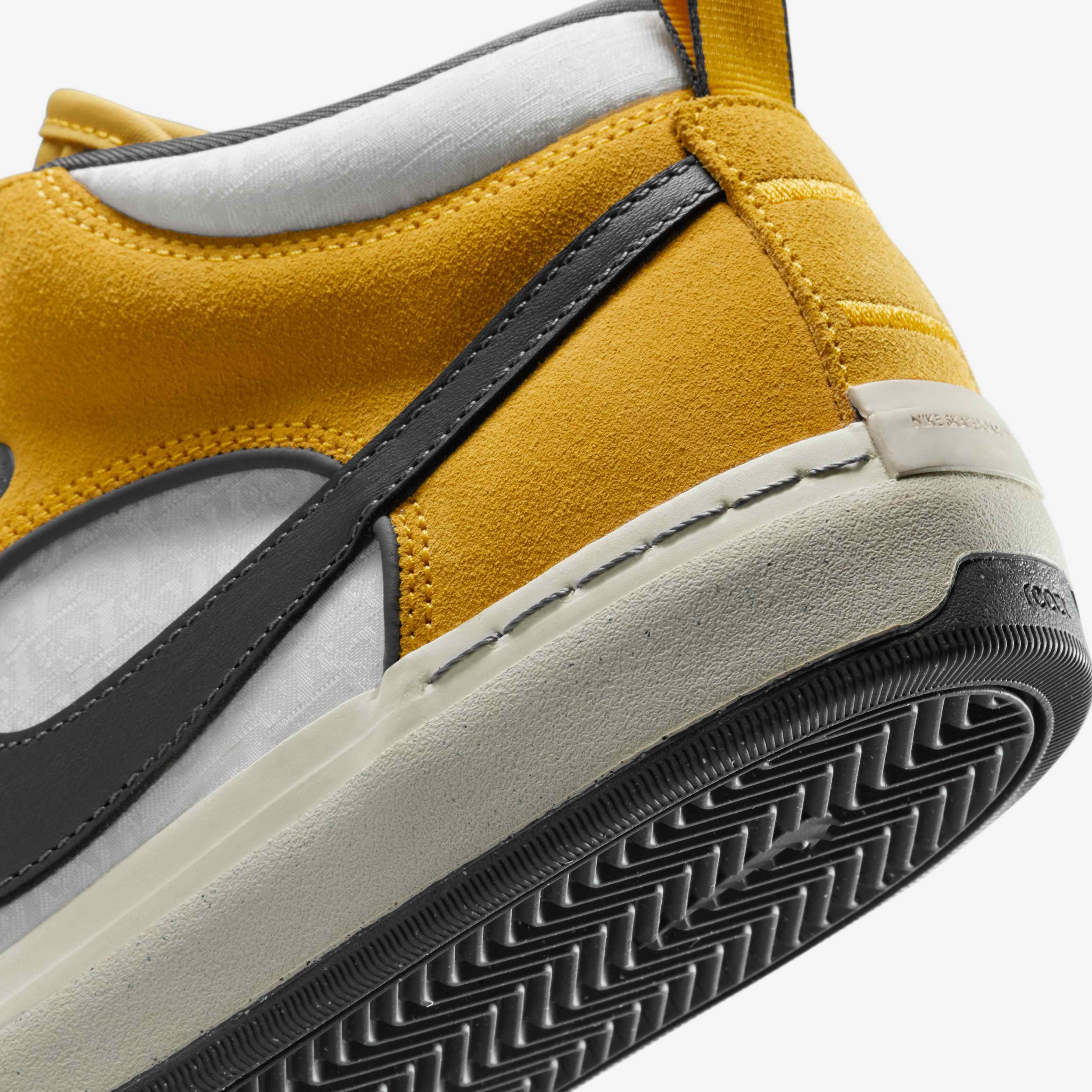 نايكي SB رياكت ليو image number 7