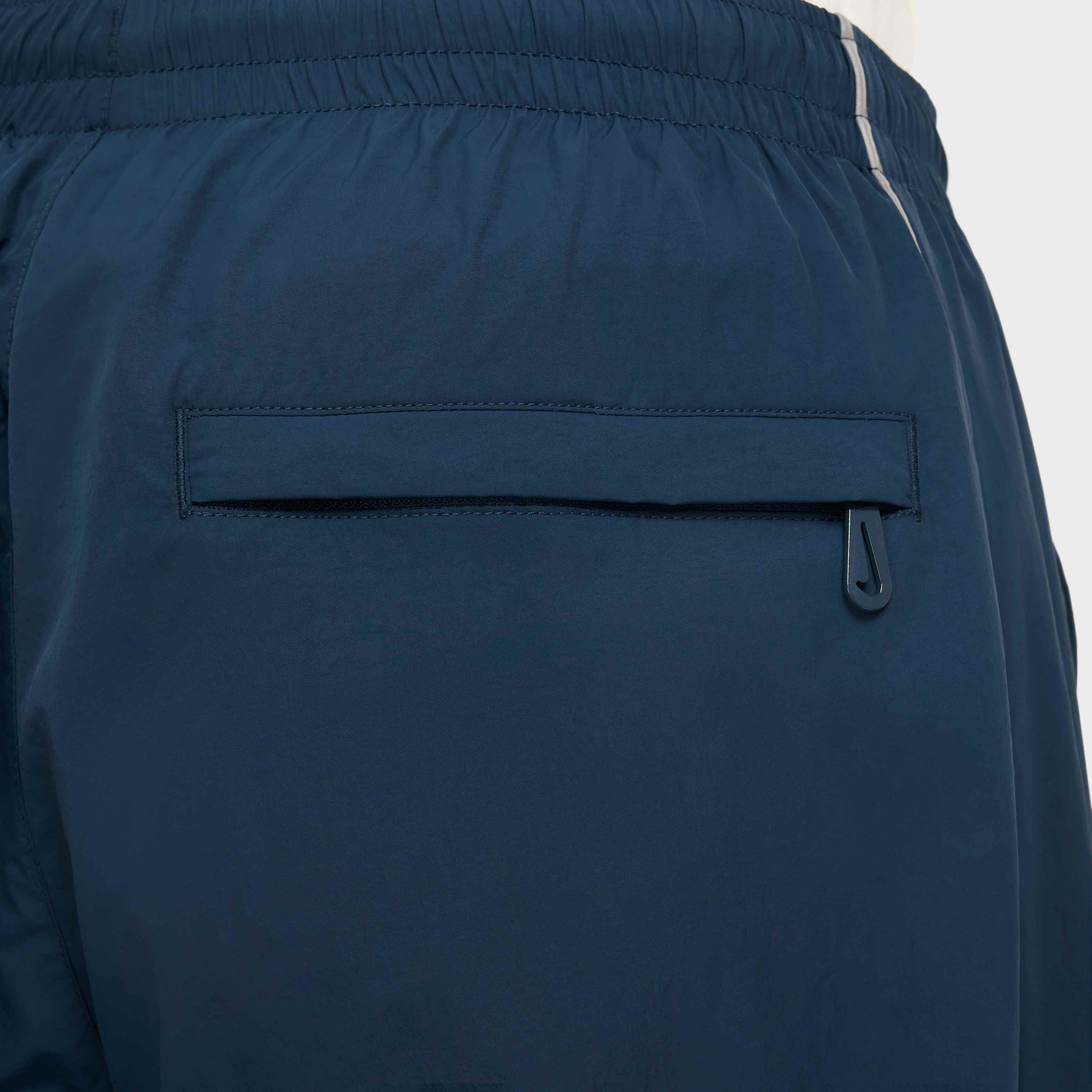 نايكي سولو سووش image number 5