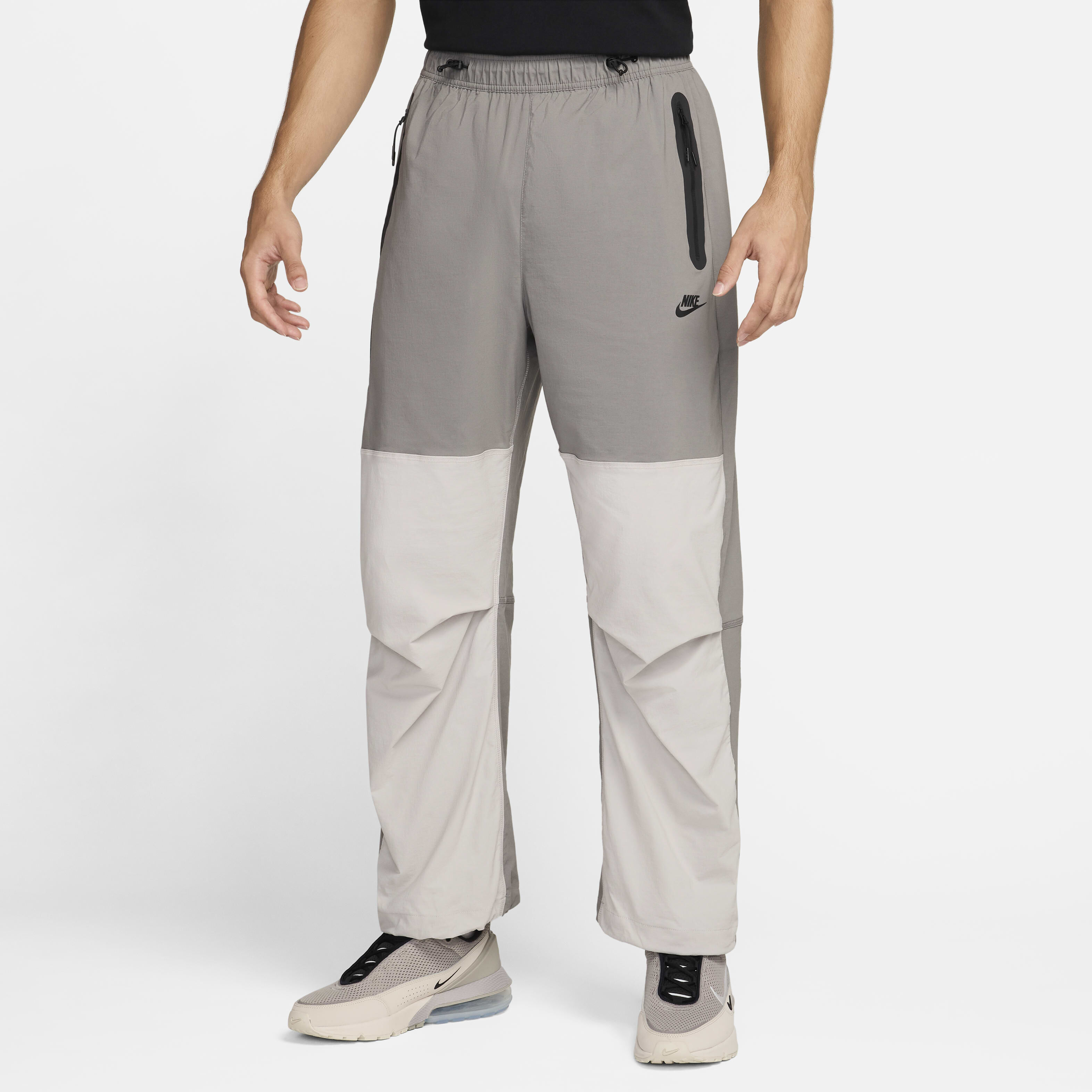 Buy Nike Tech Men s Woven Oversized Trousers Nike UAE Official