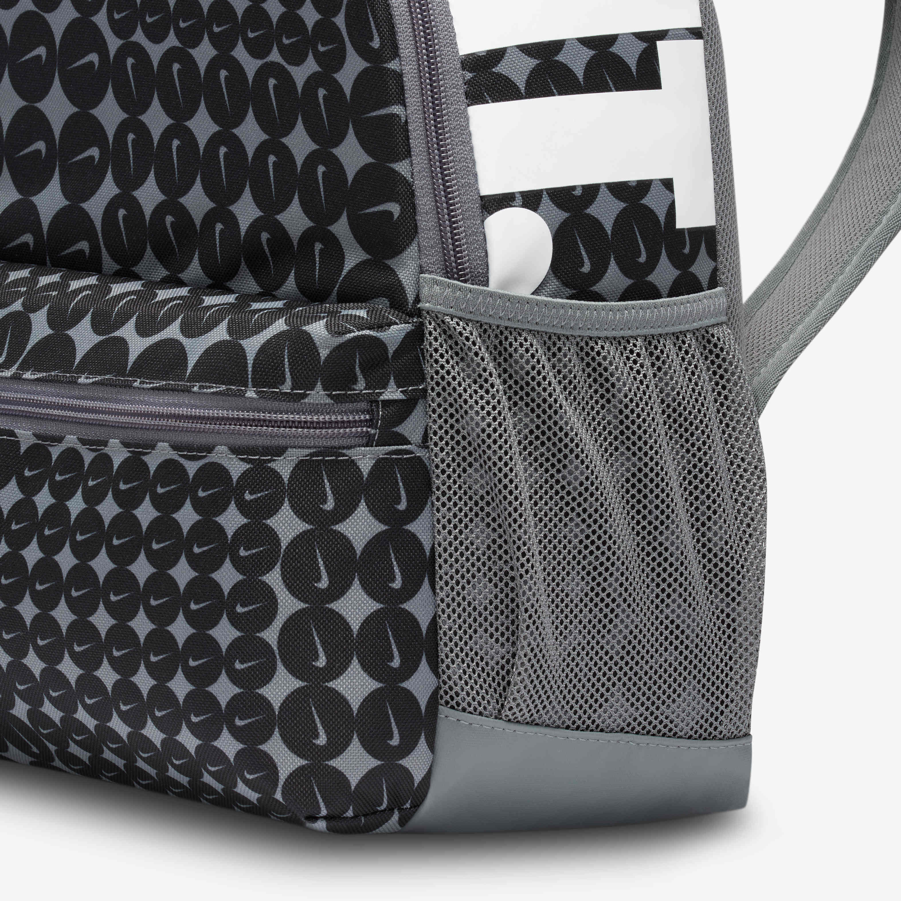 Nike Brasilia JDI image number 5