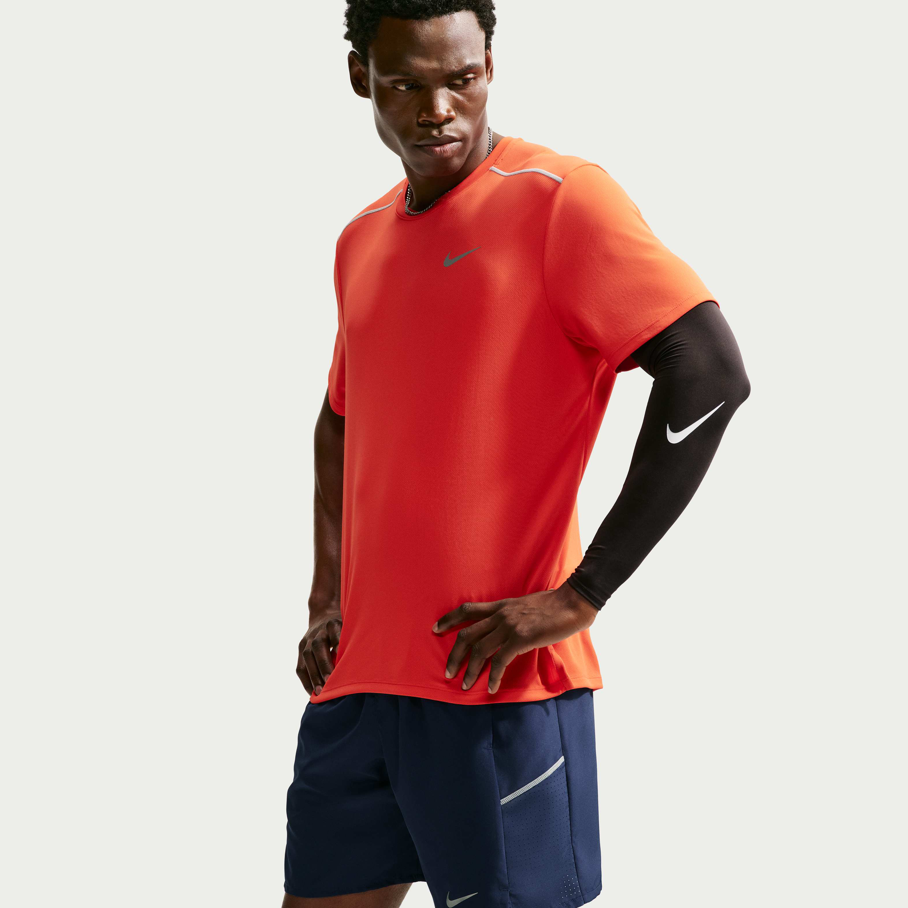 Nike Miler image number 8