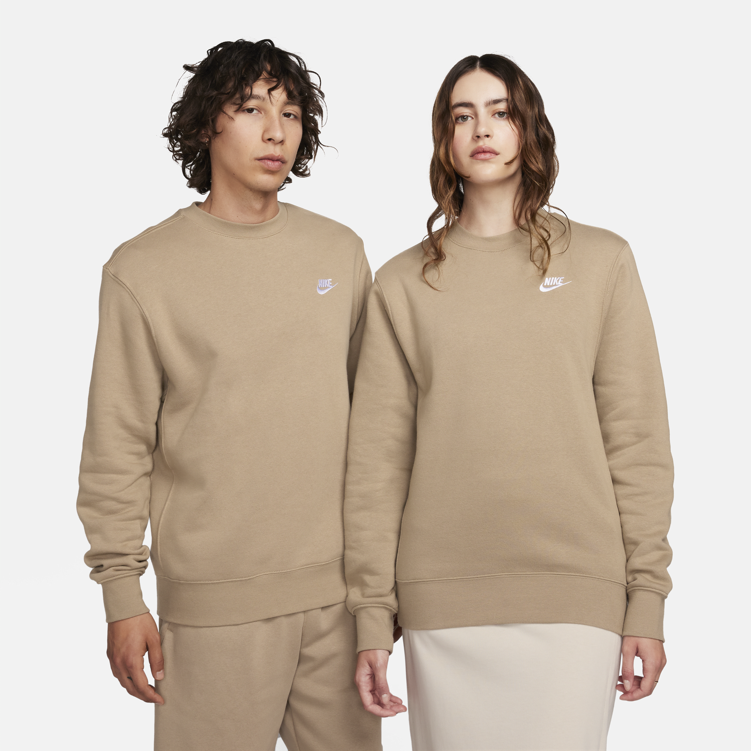 Nike club online crewneck sweatshirt