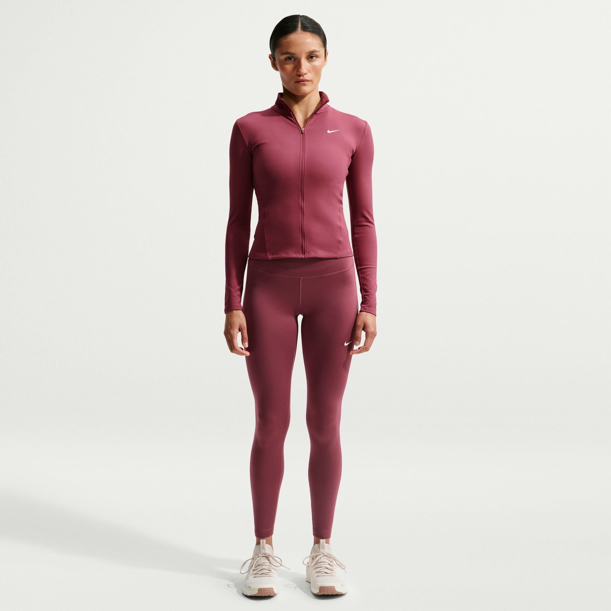 Nike One Fitted image number 0