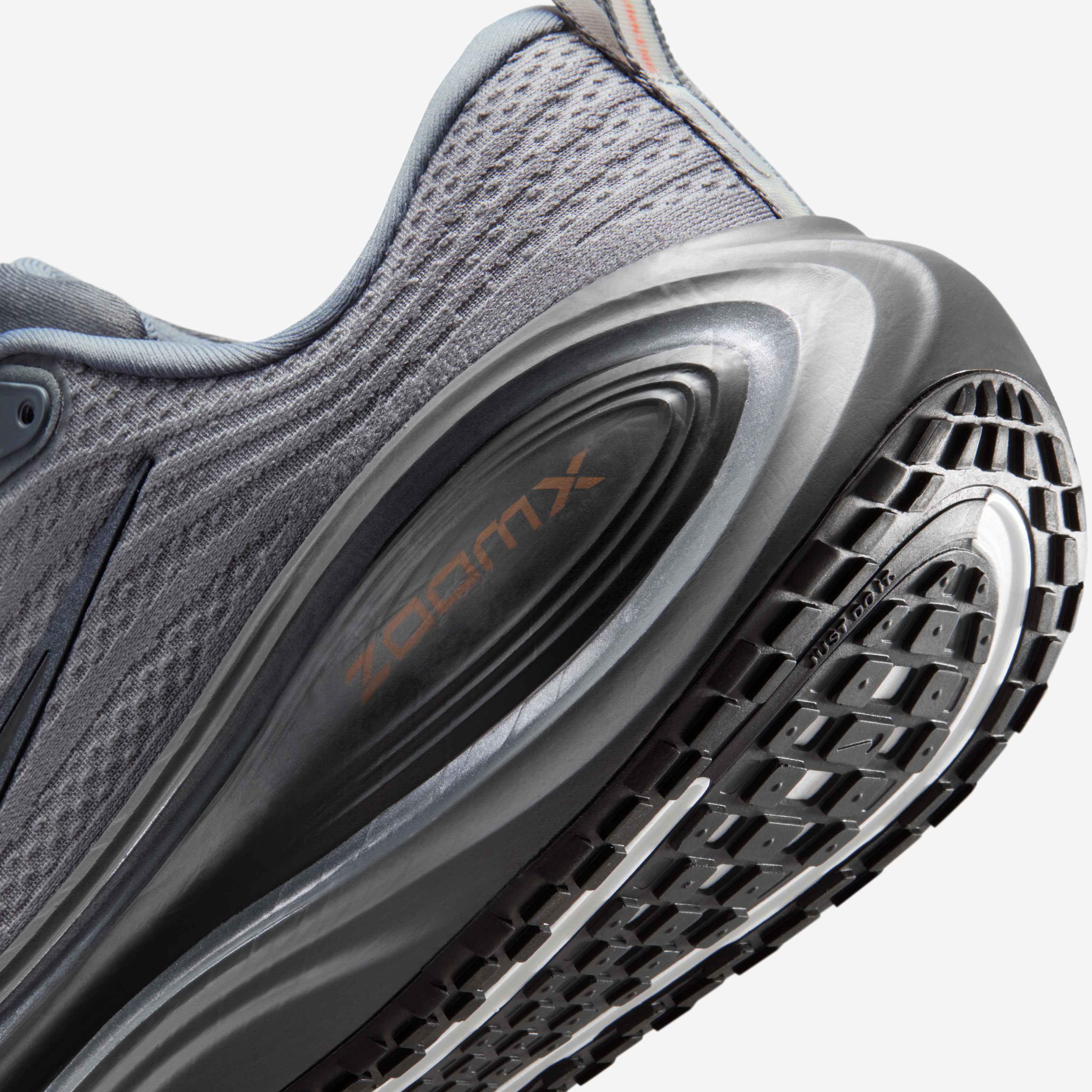 Nike Vomero Plus image number 7