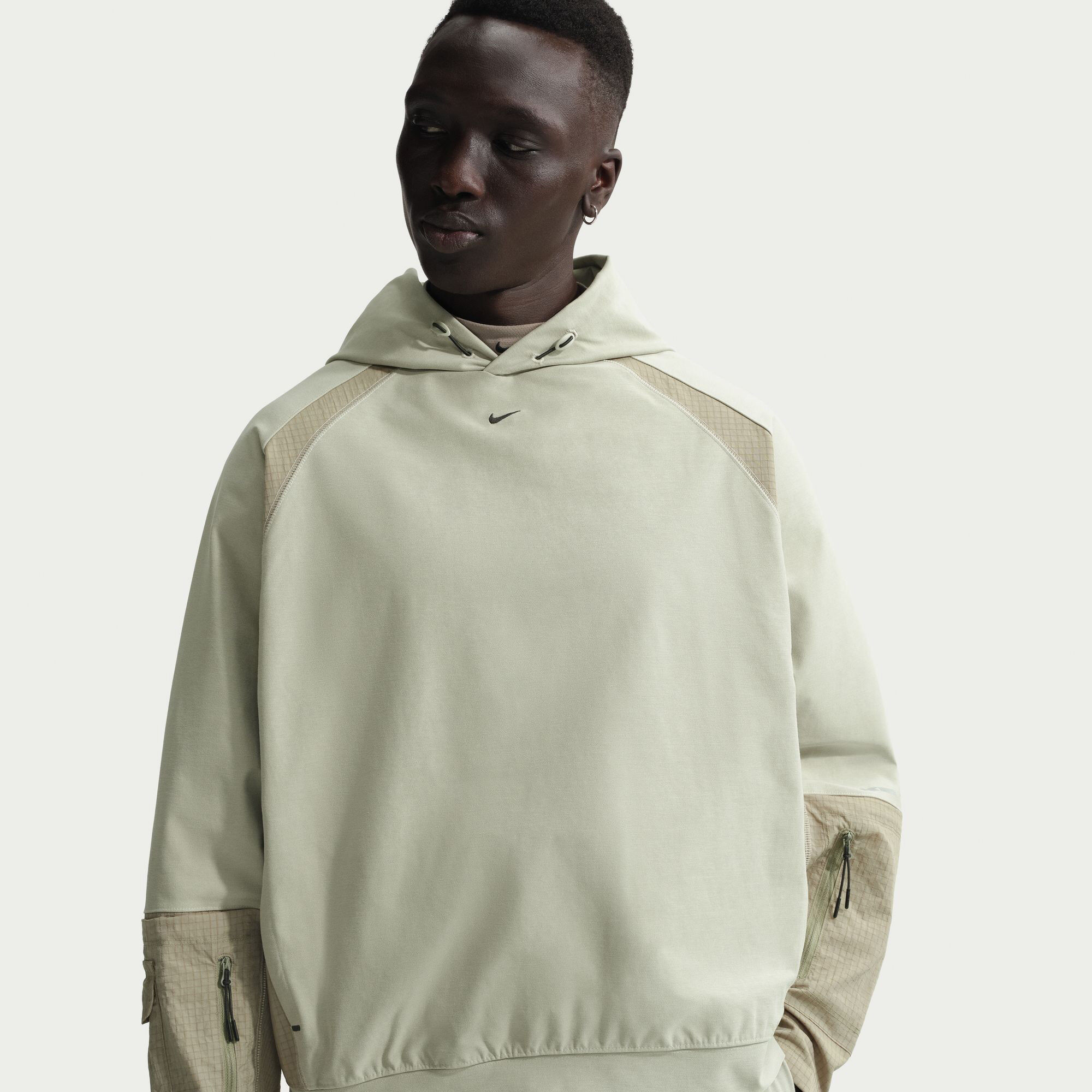 نايكي تك image number 2