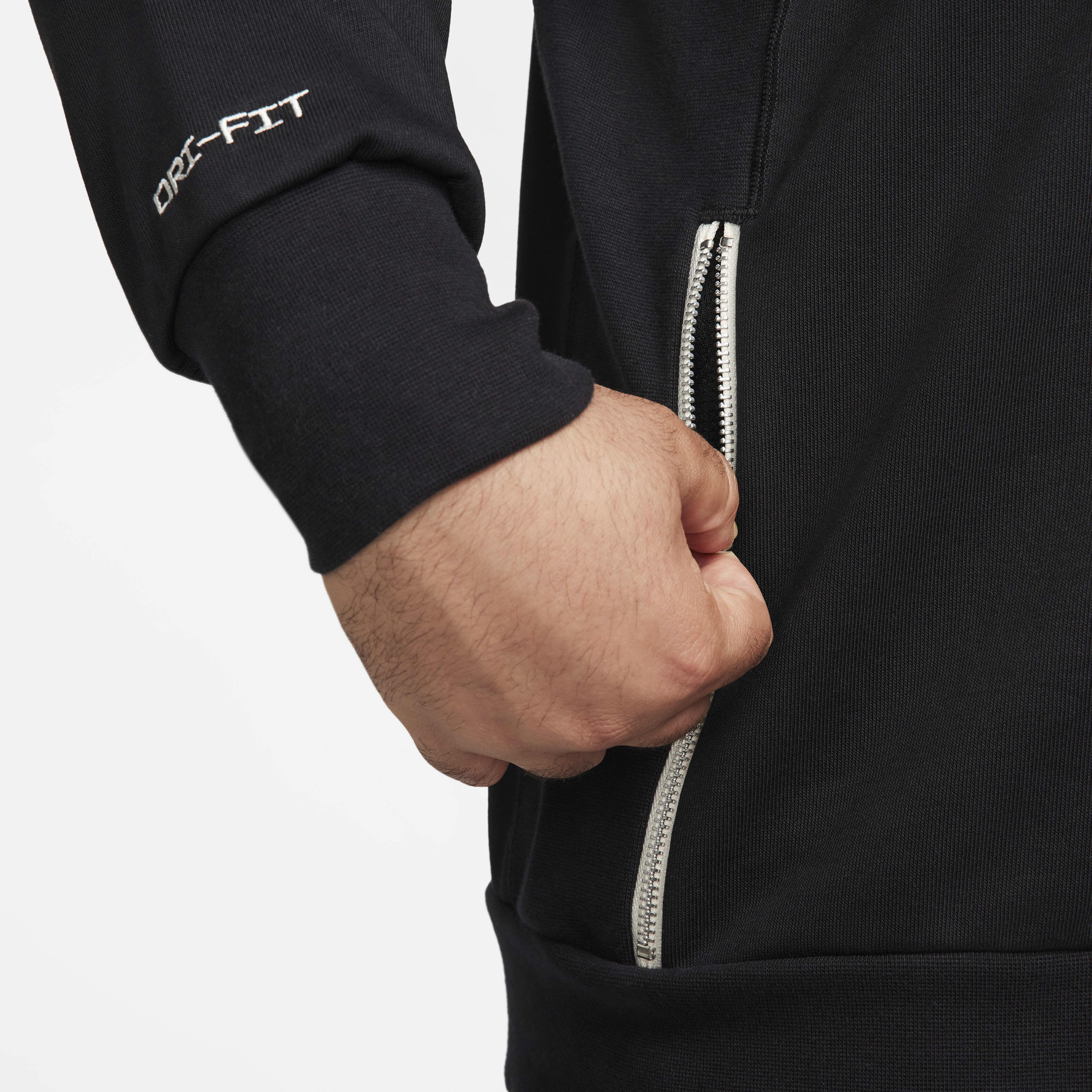 جيانيس ستاندرد ايشيو image number 11