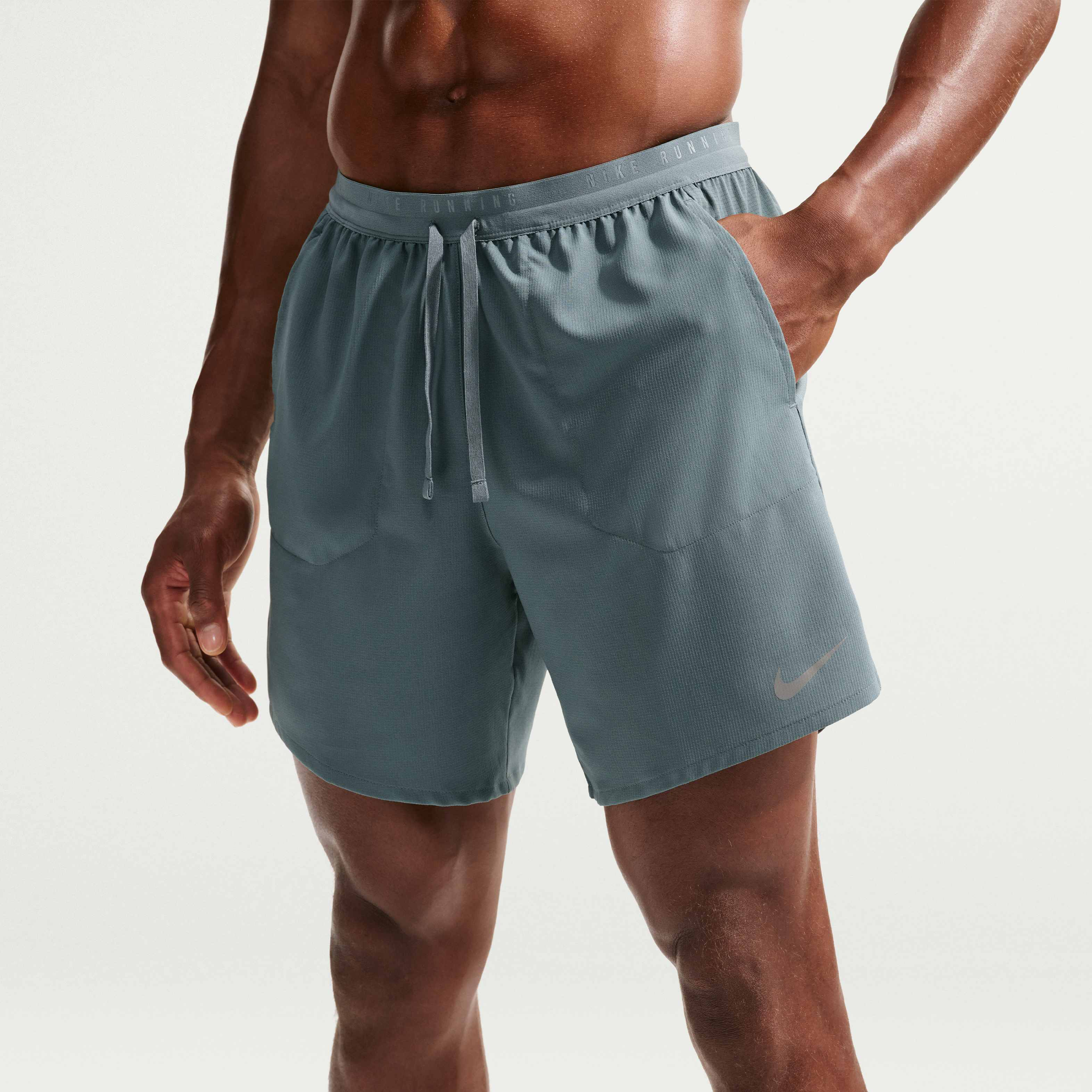 Nike Stride image number 1