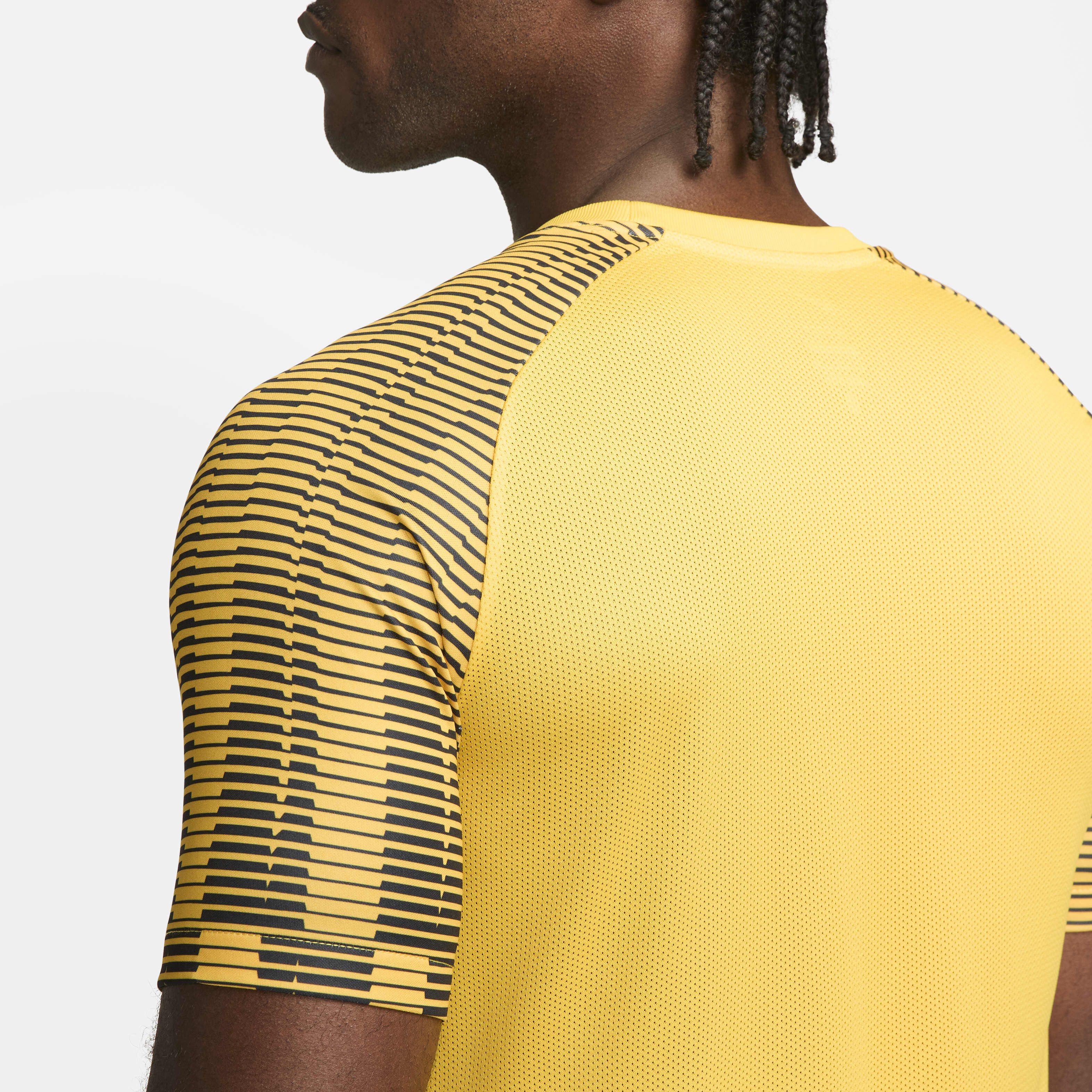 نايكي دراي-فت أكاديمي image number 4