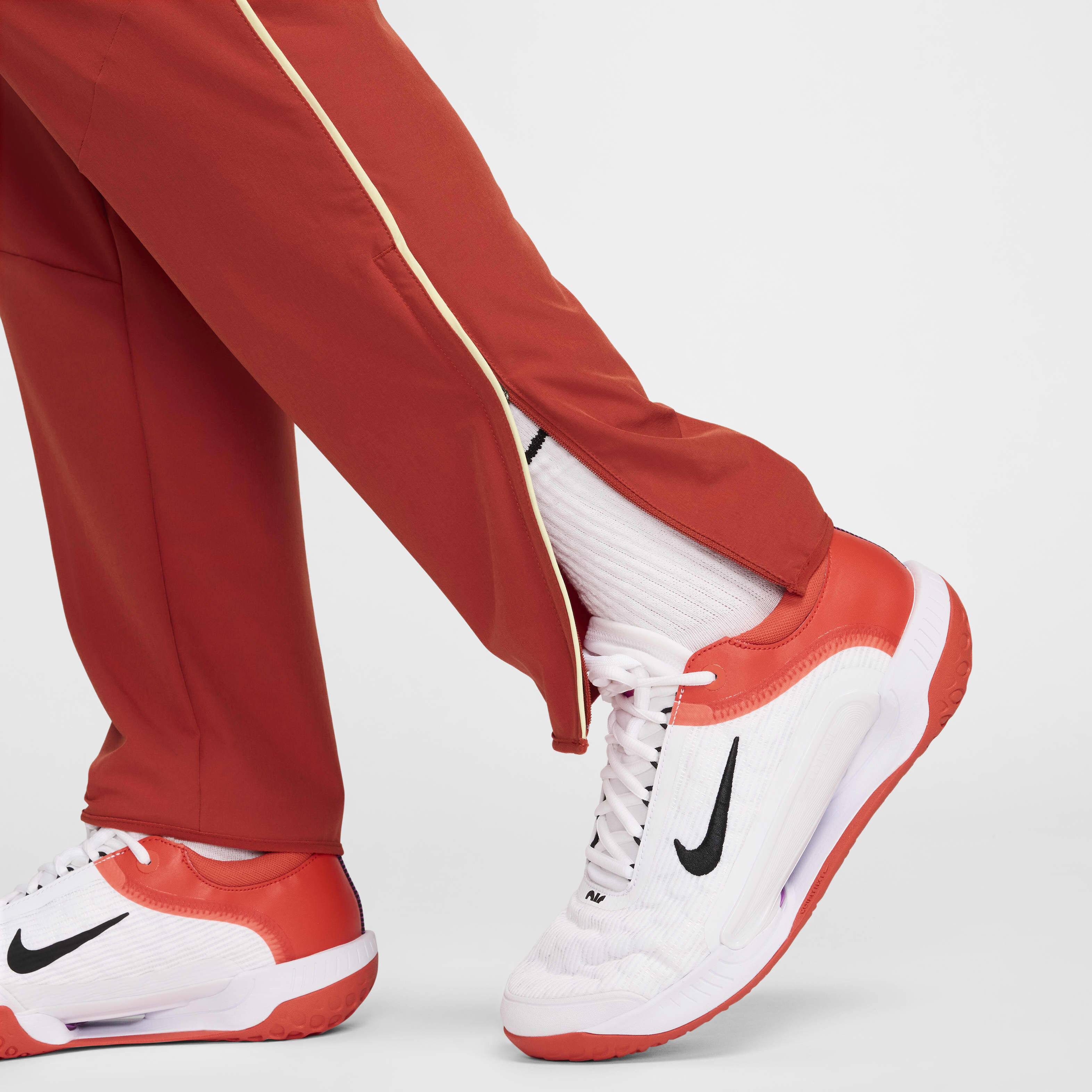 NikeCourt Advantage image number 5