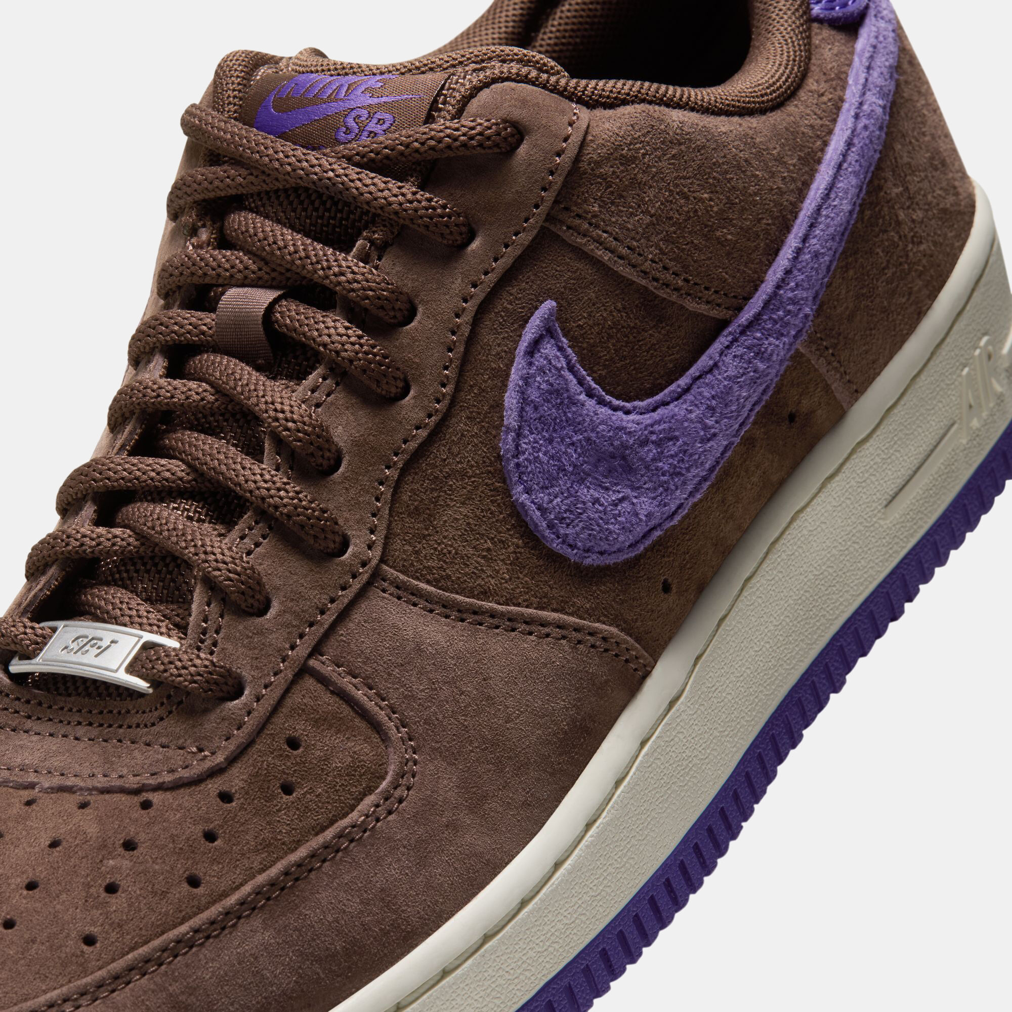 Nike SB Air Force 1 SE image number 9