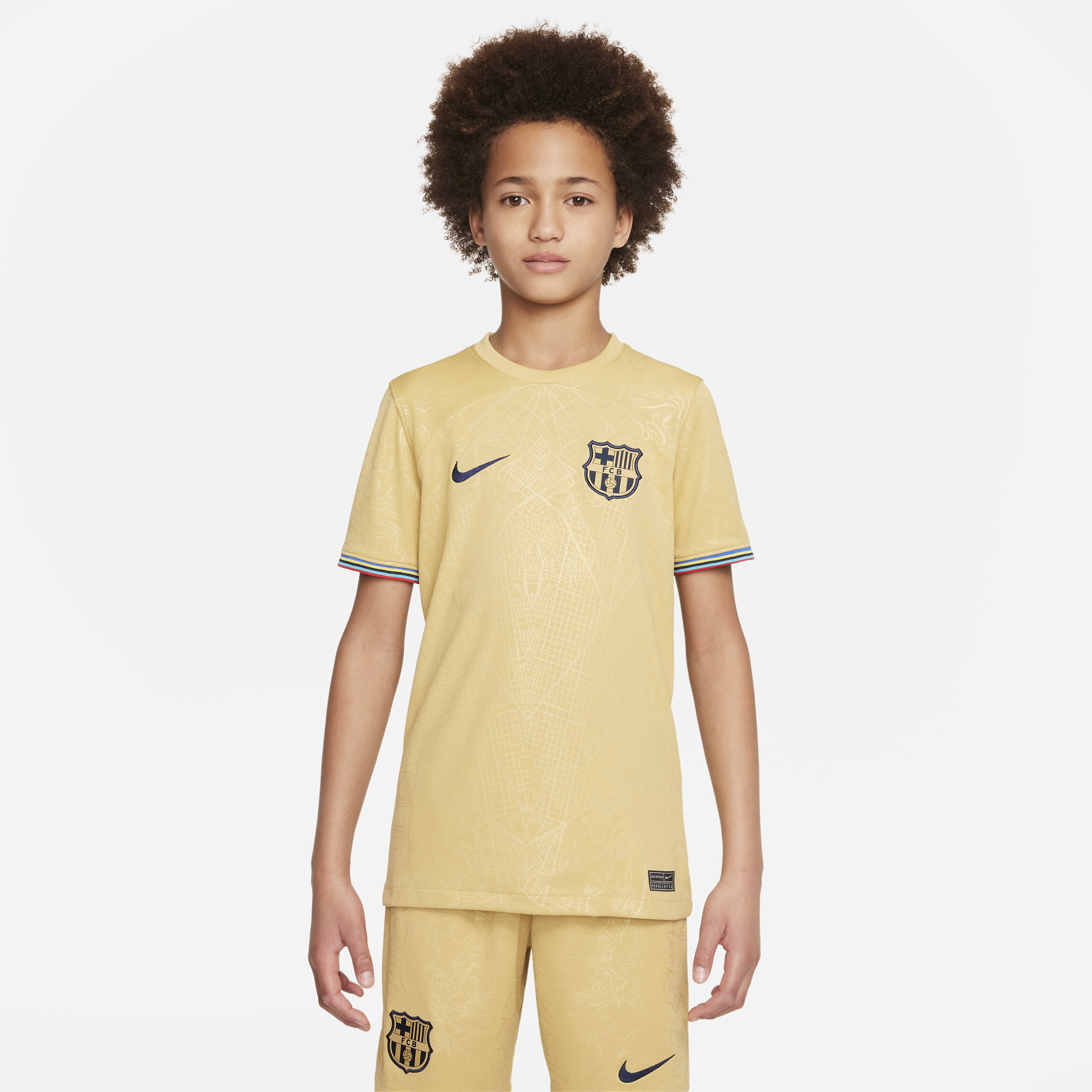 Yellow nike shirt kids on sale