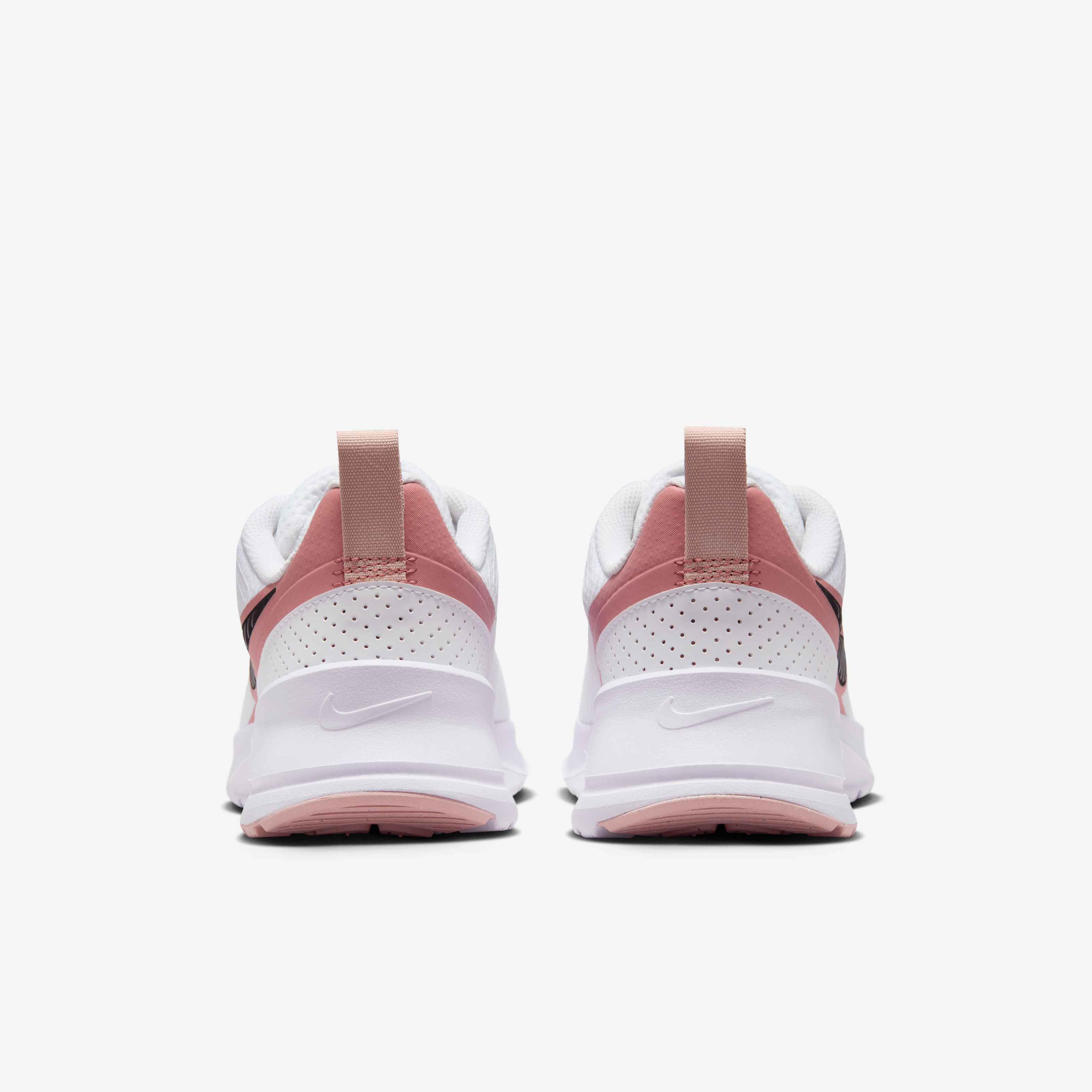 نايكي اير ماكس نواكسيس image number 5