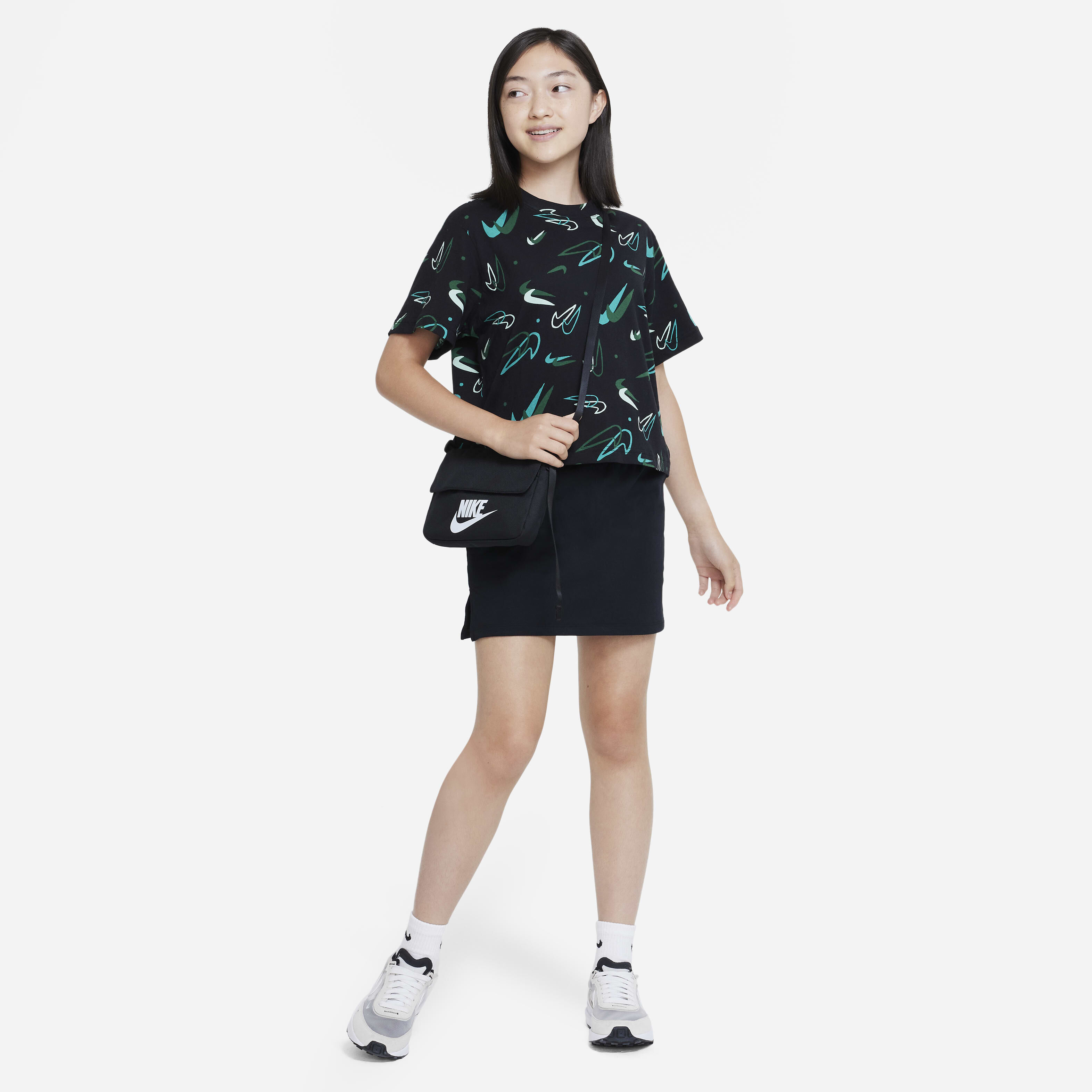 نايكي سبورتسوير image number 3