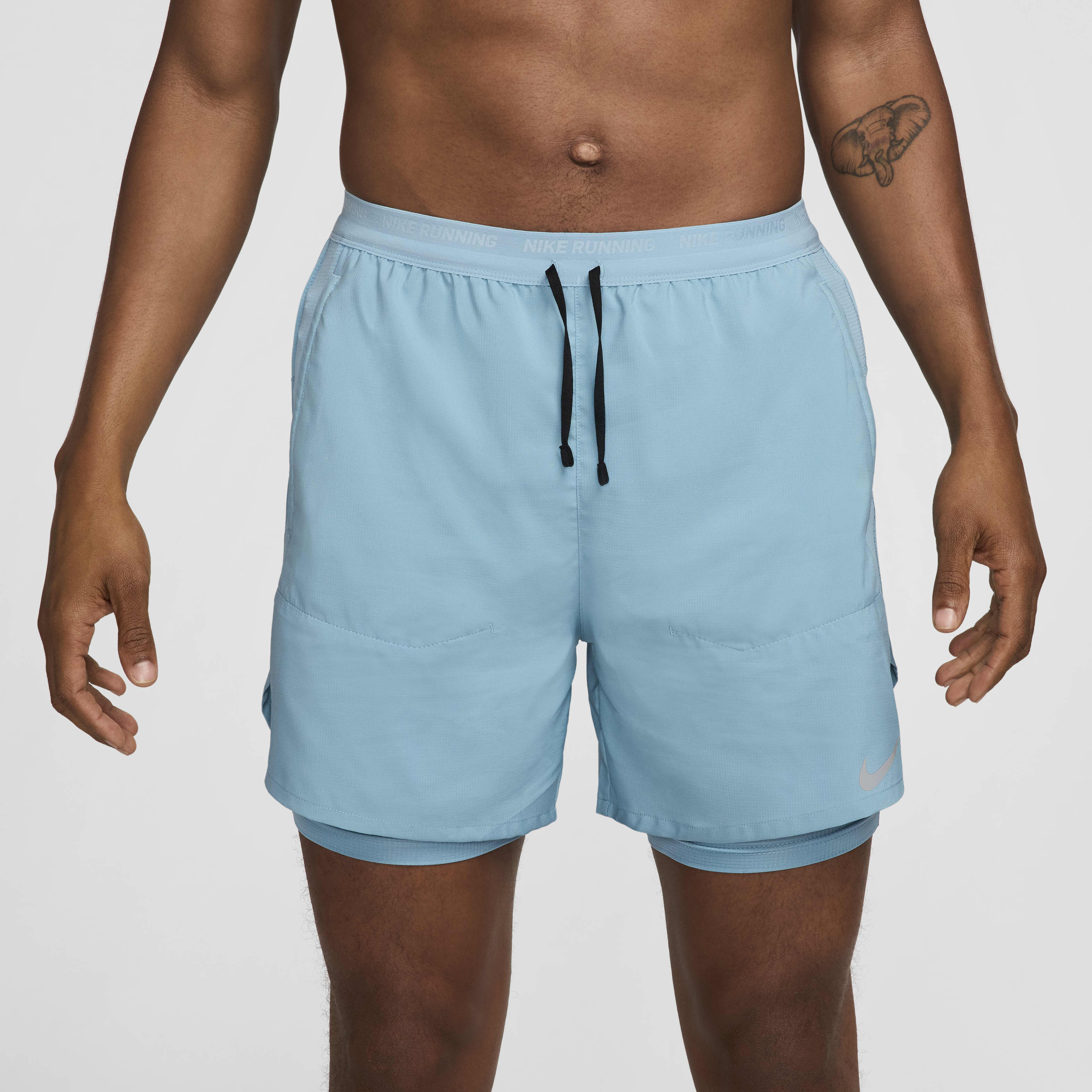 Nike Stride image number 1