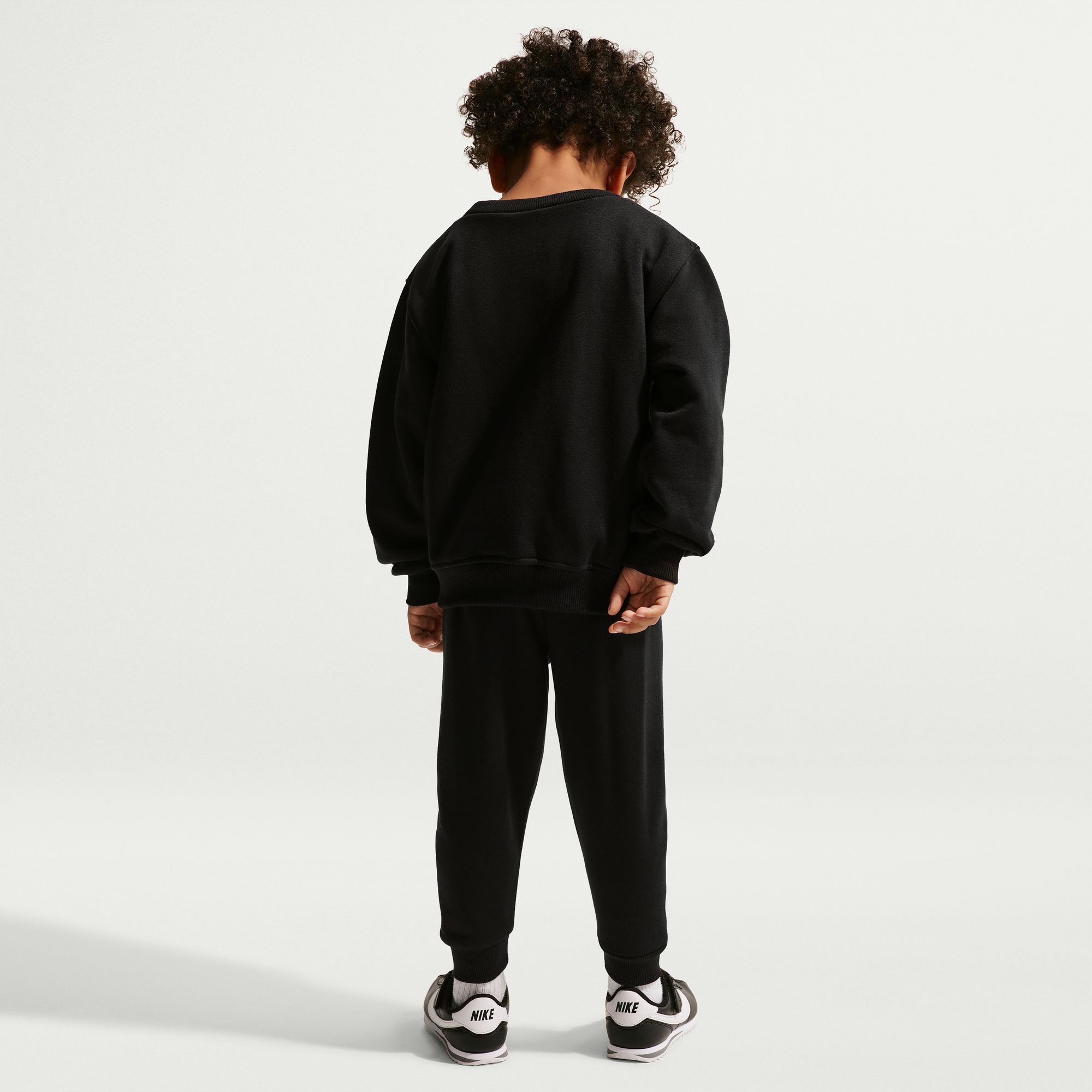Nike image number 1