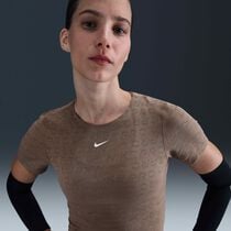 Nike Pro