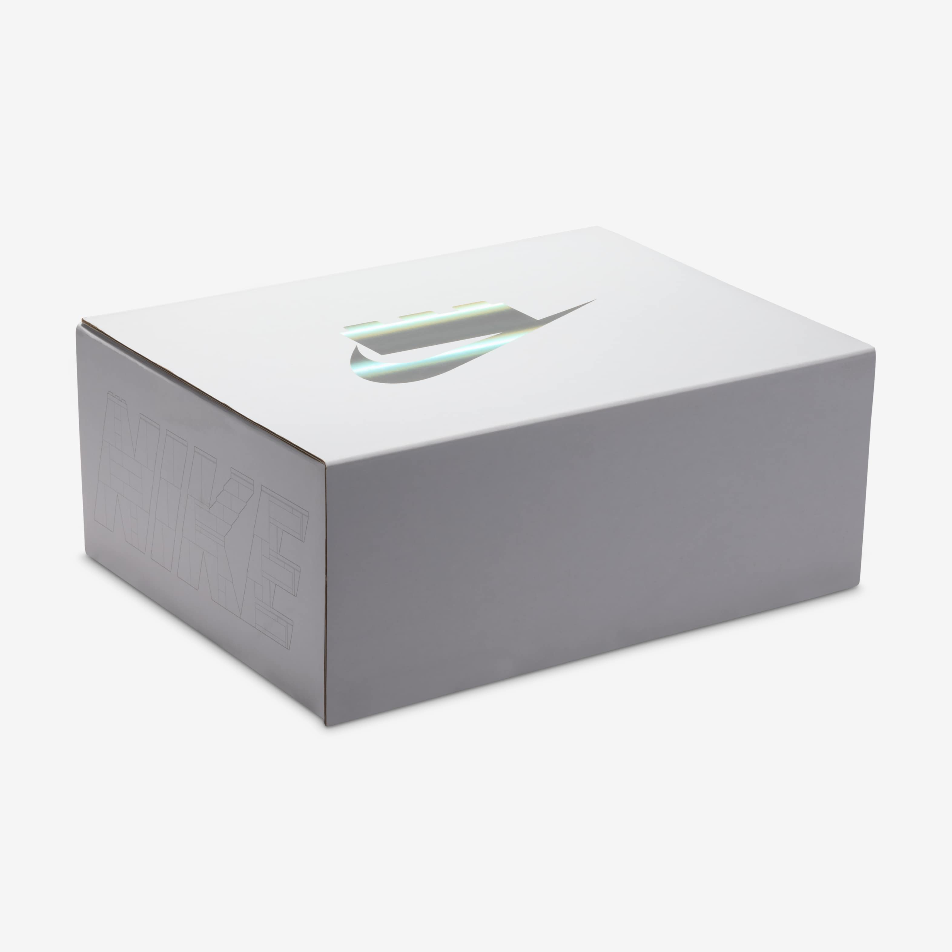 نايكي دانك لو x تشكيلة ليجو image number 11