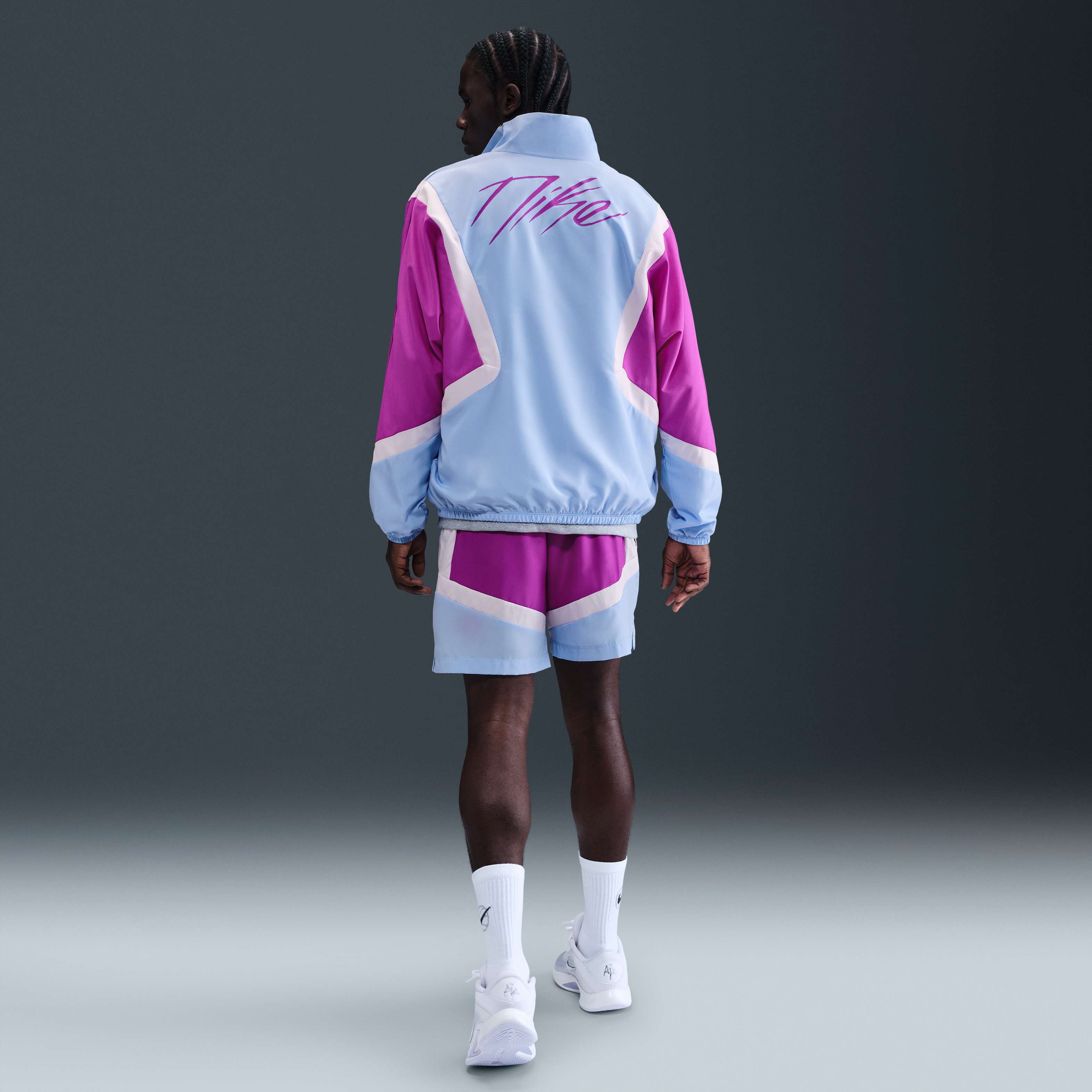 Nike Icon image number 4