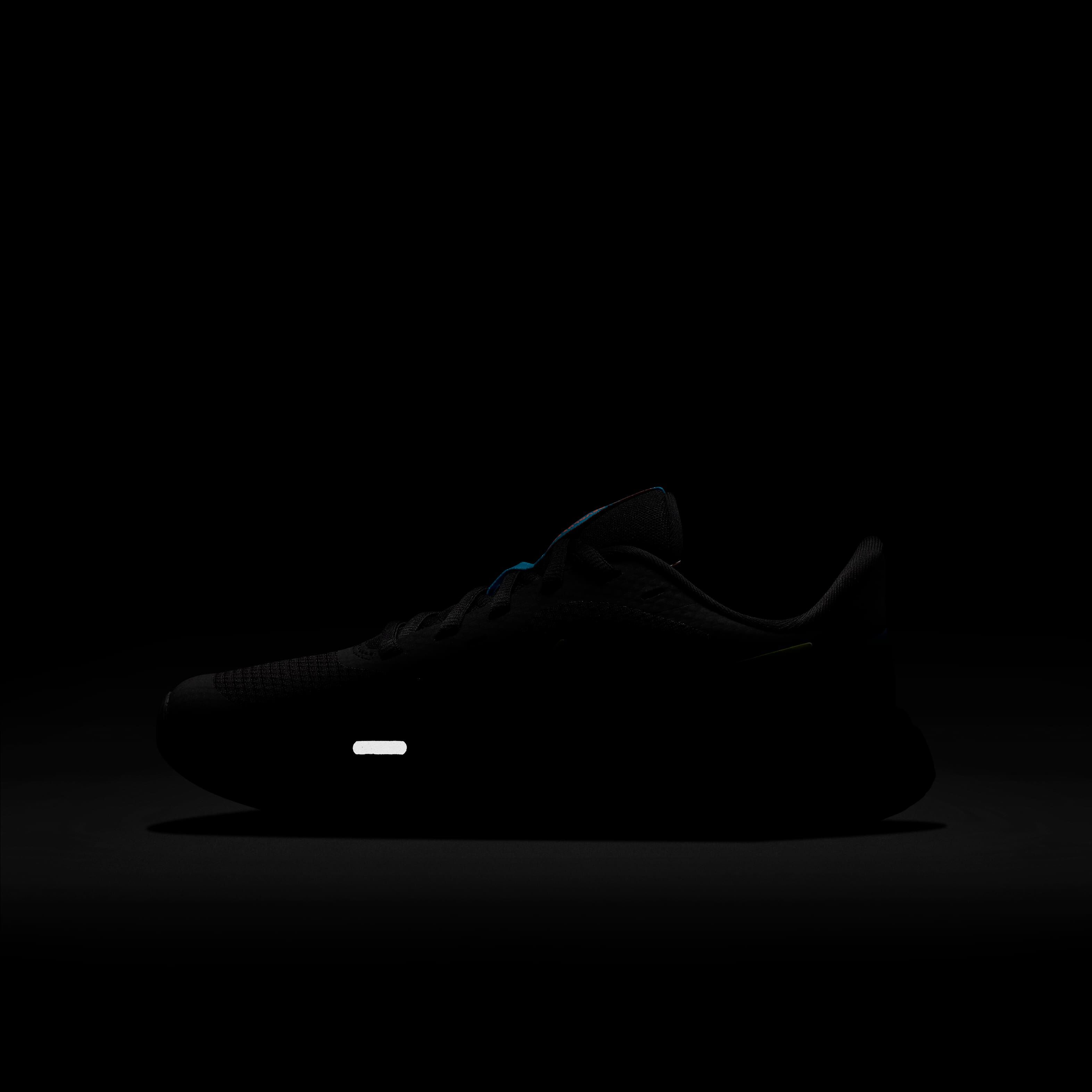 Nike Revolution 5 image number 6