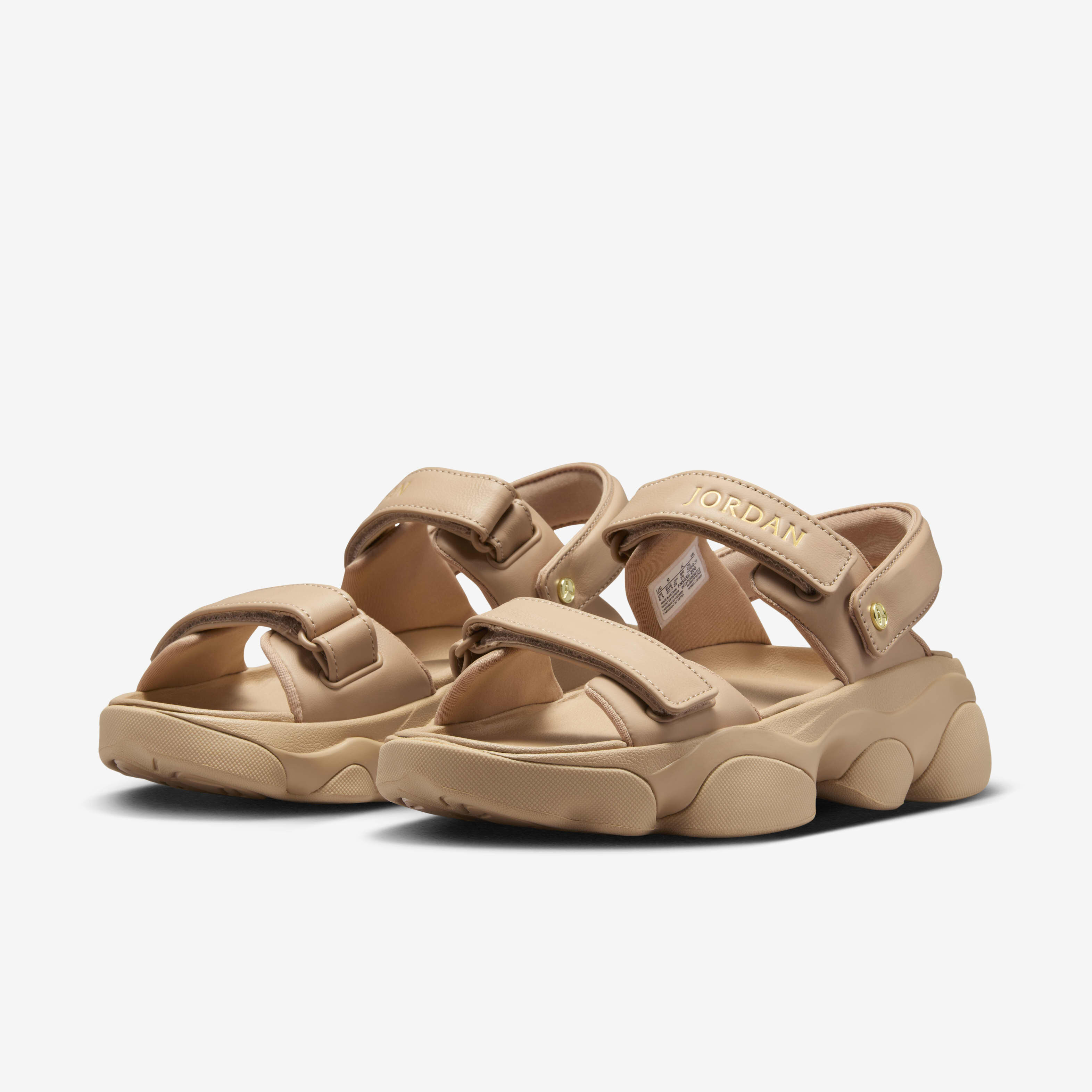 Jordan Deja image number 4