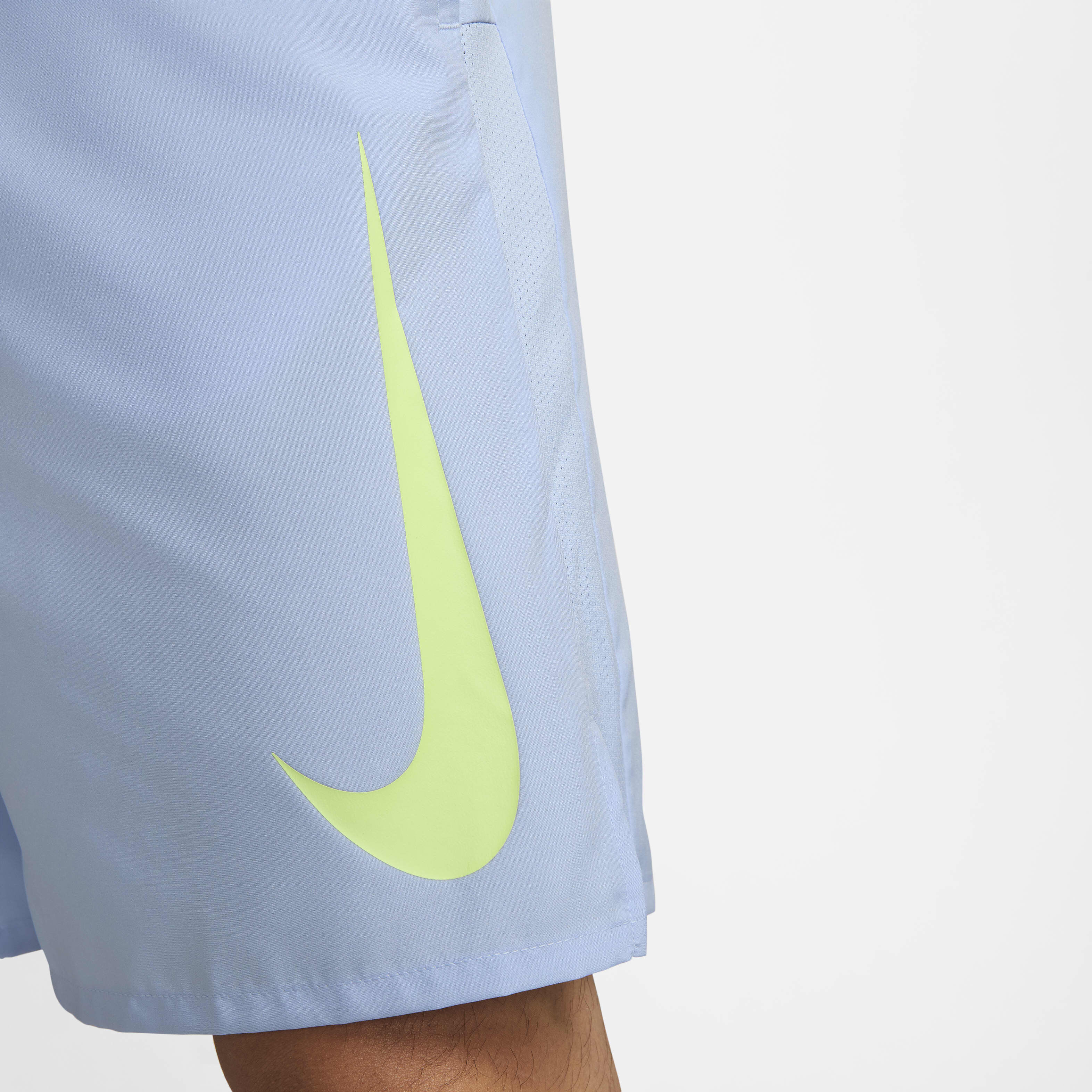 Nike Dri-FIT Challenger image number 3