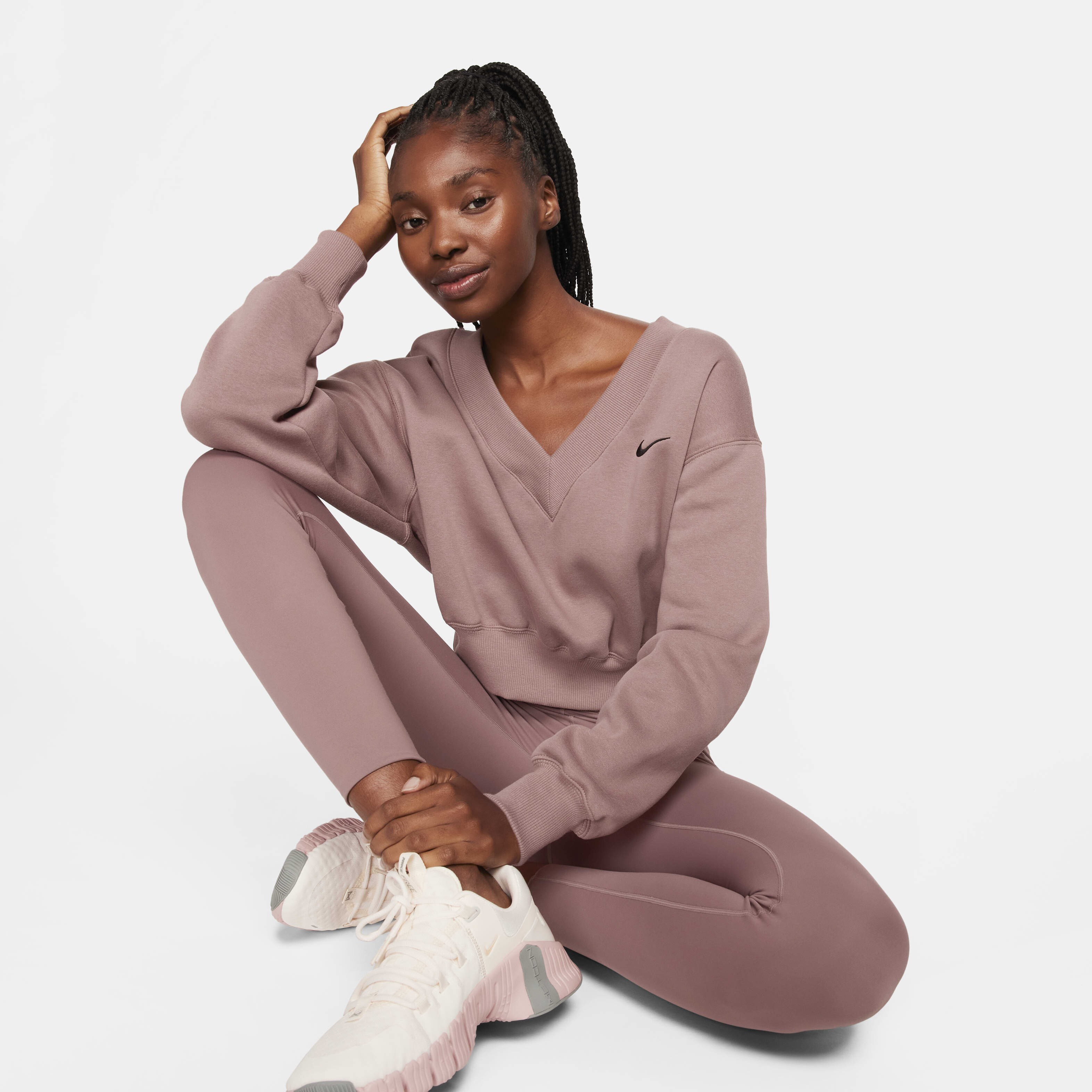 نايكي سبورتسوير فينكس فليس image number 6