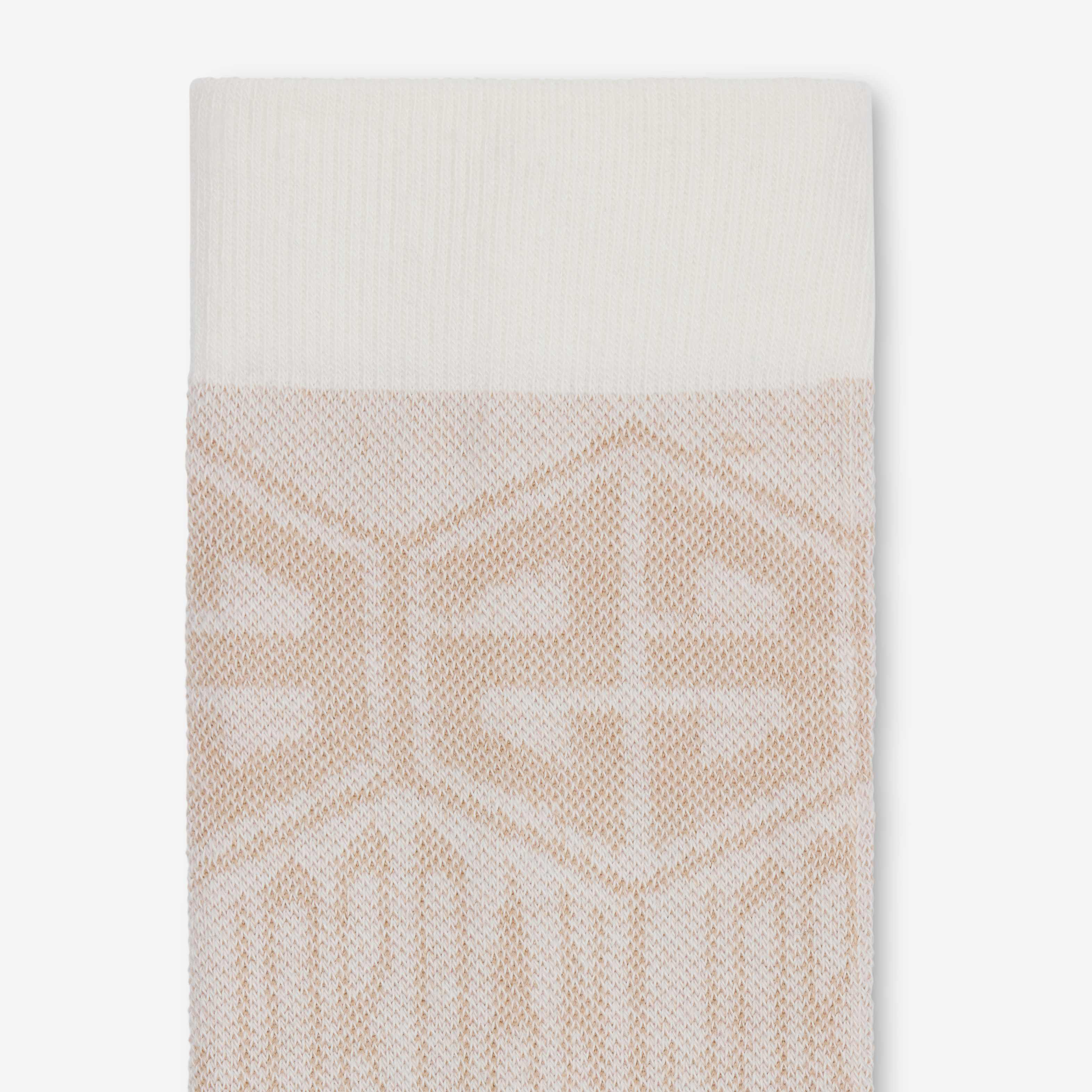 جوردن افريداي ايسنشالز image number 3