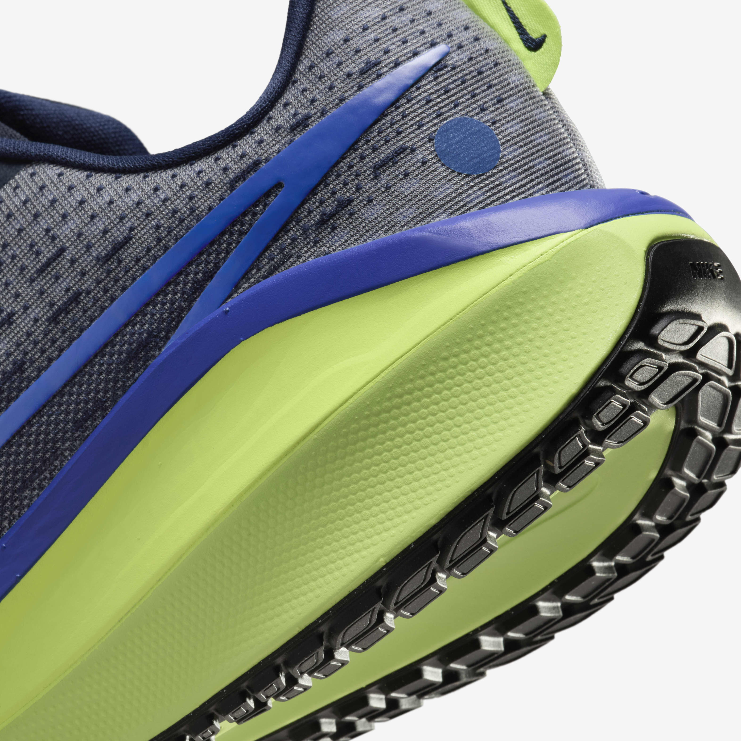 Nike Vomero 17 image number 7