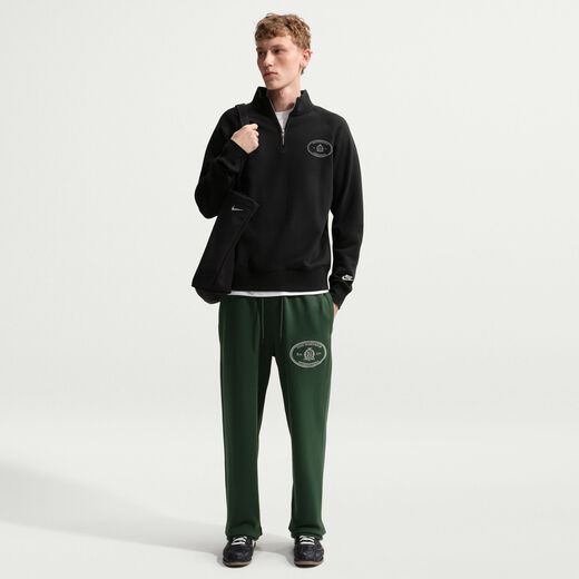 Nike Sportswear Club