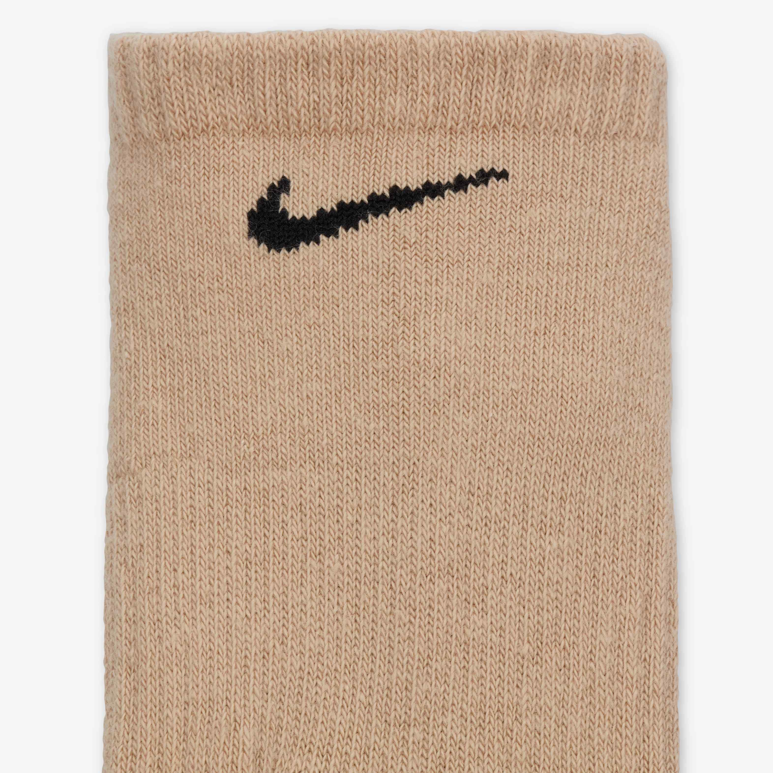 نايكي ايفريداي بلس كوشيند image number 3