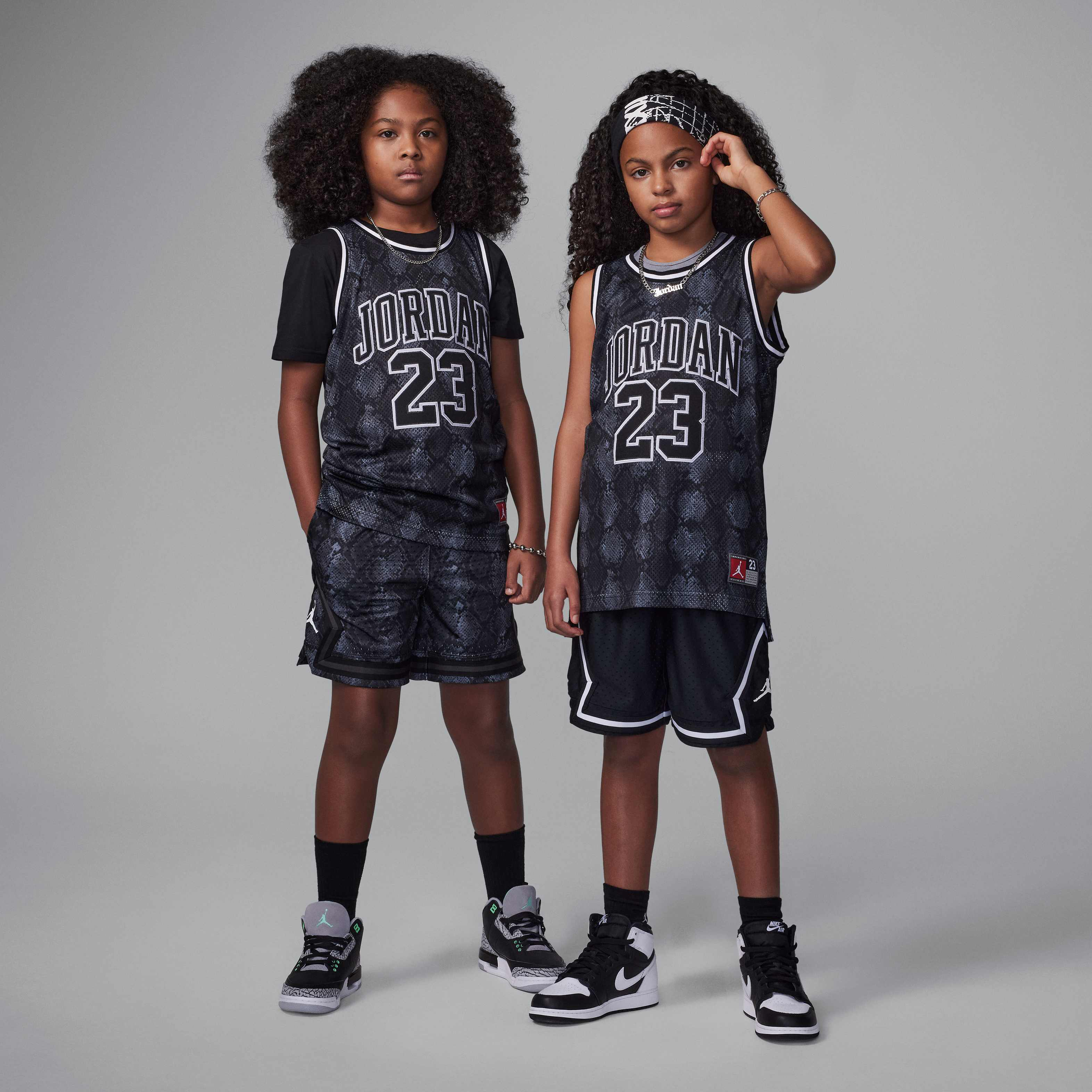 تيشيرت جوردن 23 سترايبد image number 6