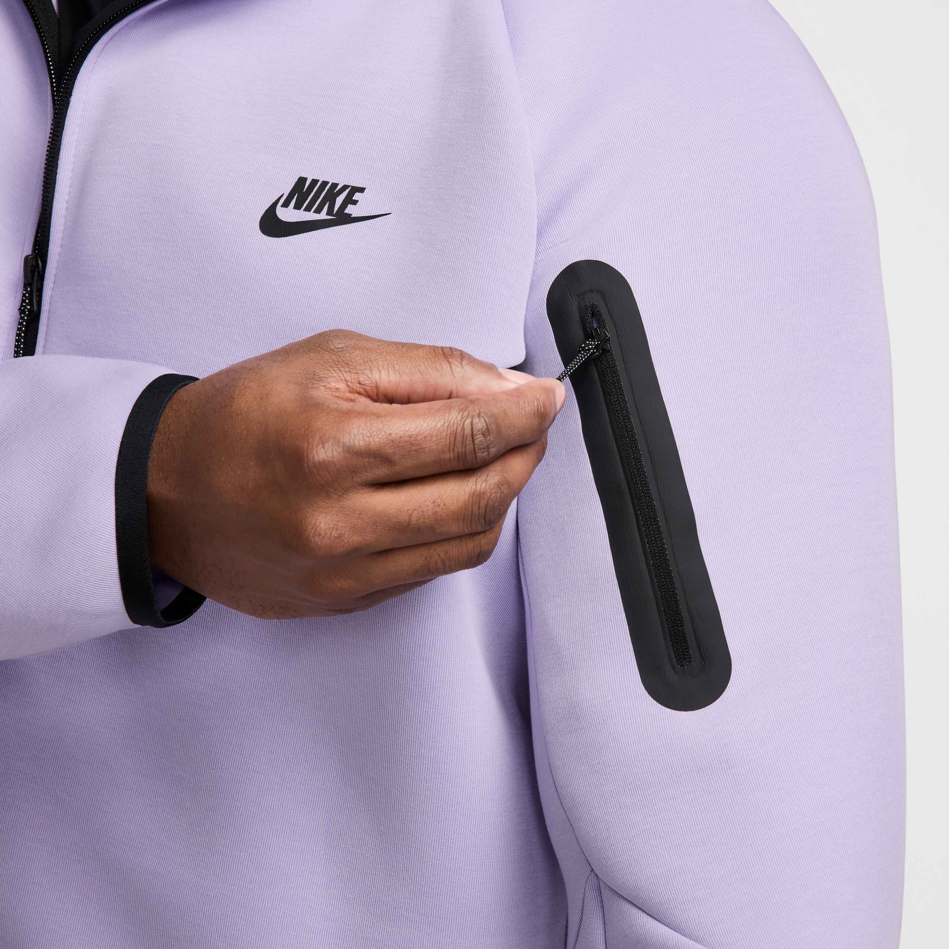 Nike Tech image number 17
