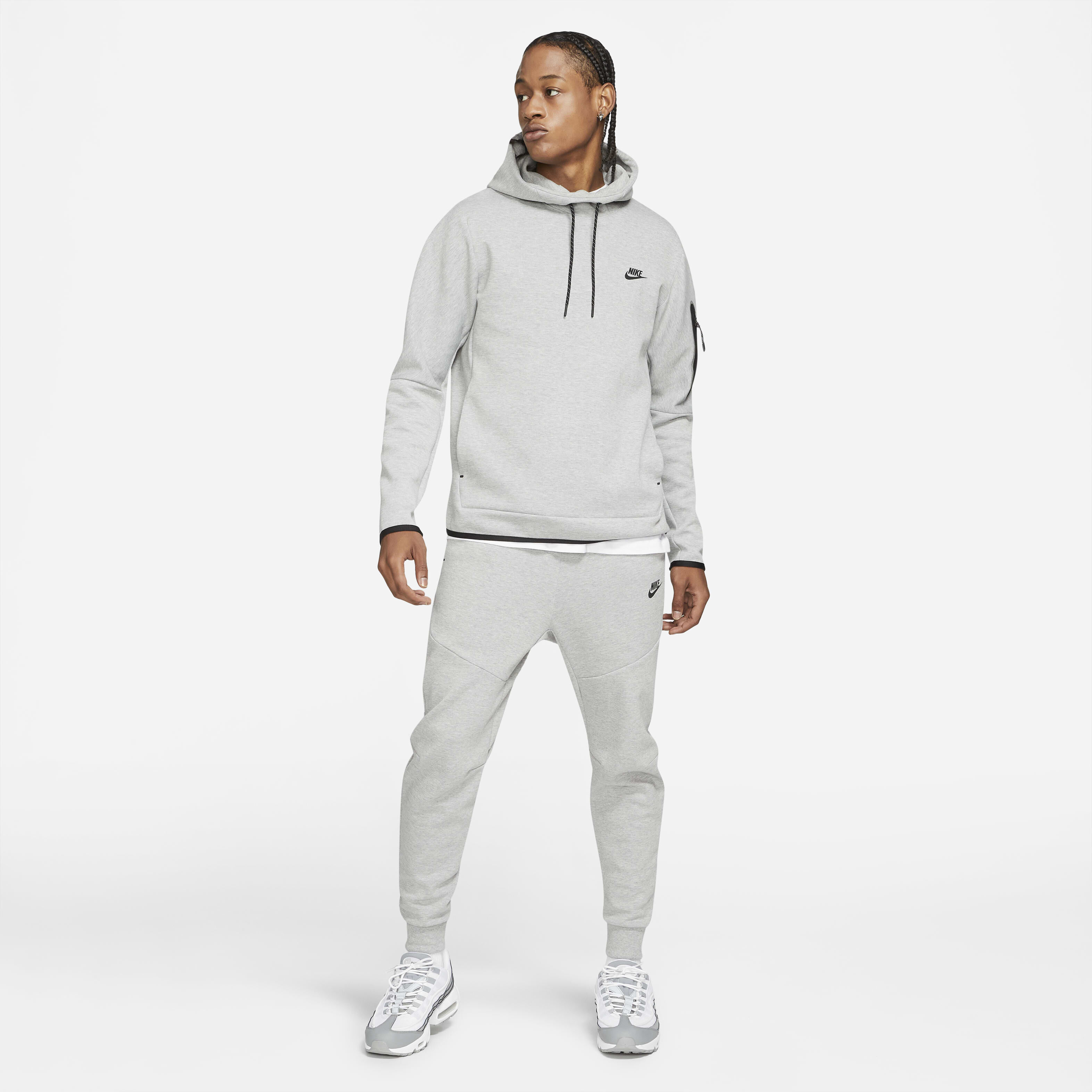 Nike Sportswear Tech Fleece image number 5
