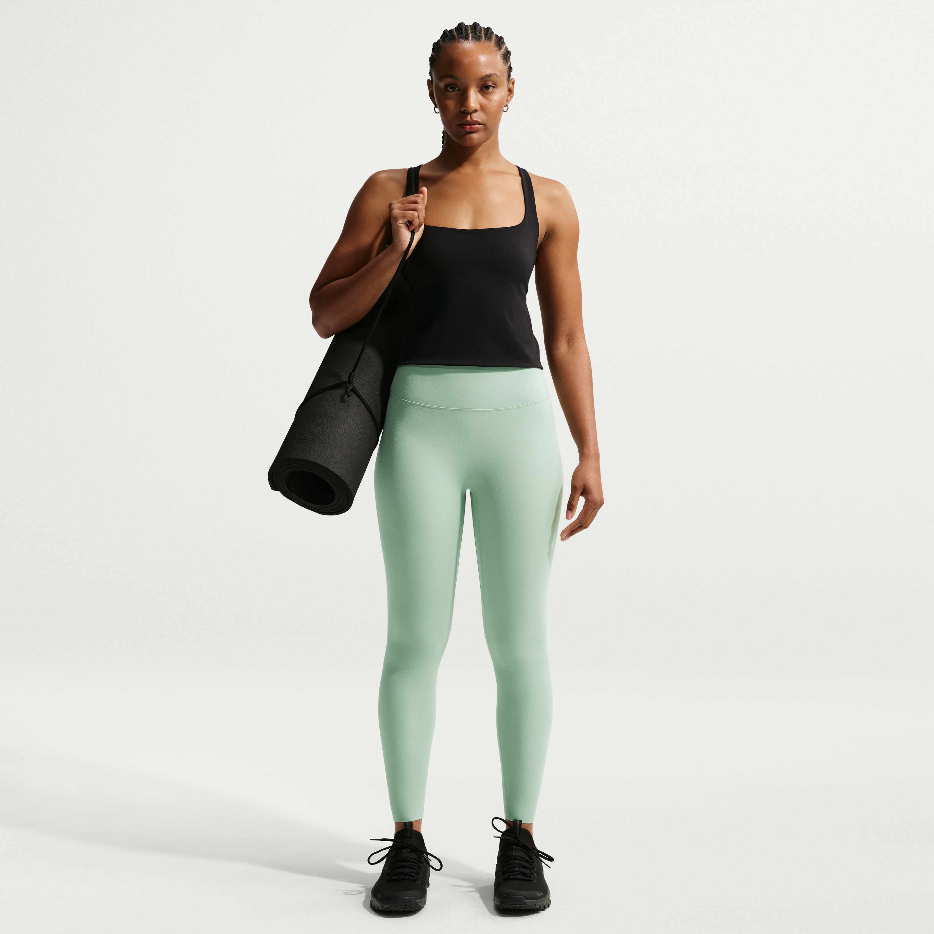 Nike Zenvy image number 0