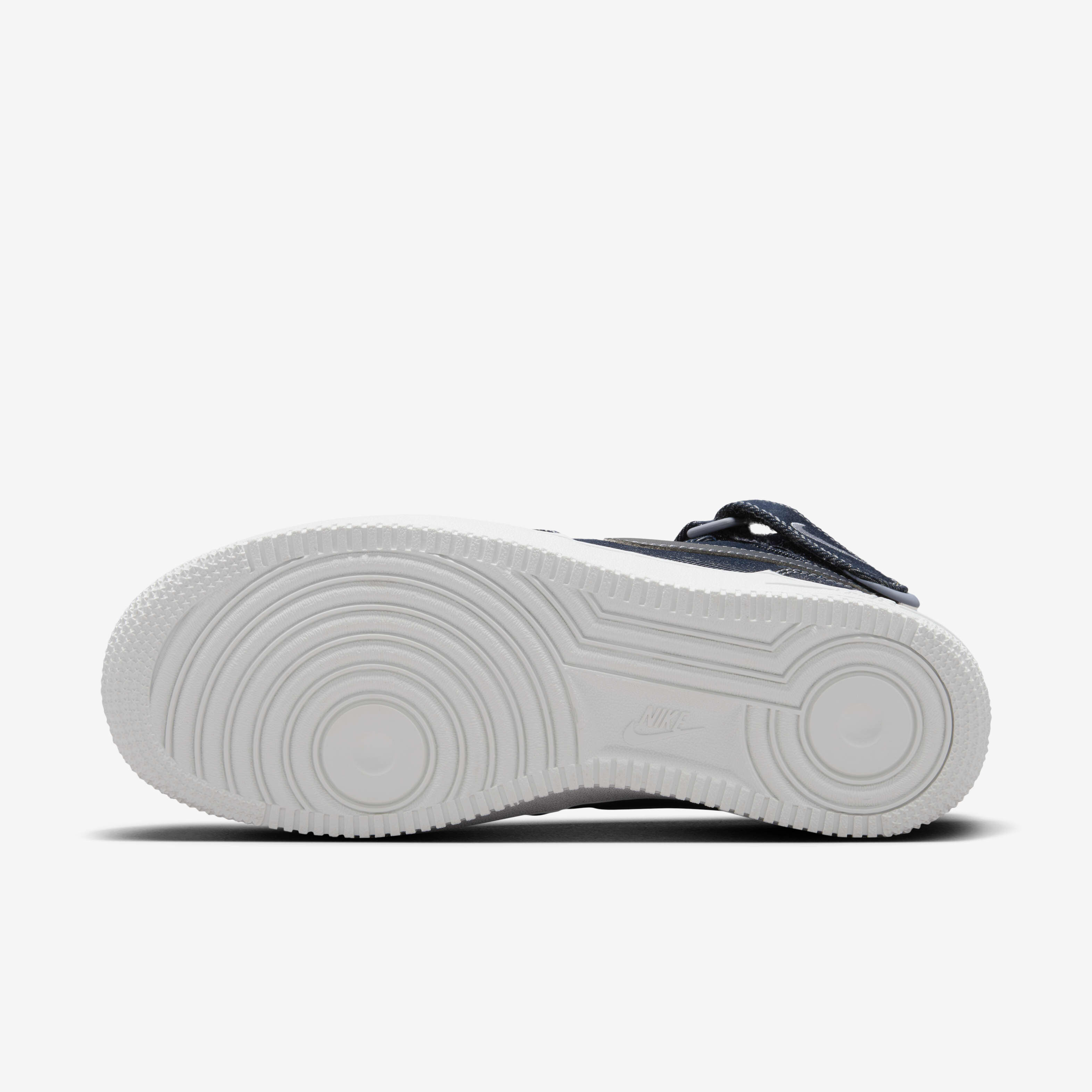 Nike Air Force 1 '07 Mid image number 1