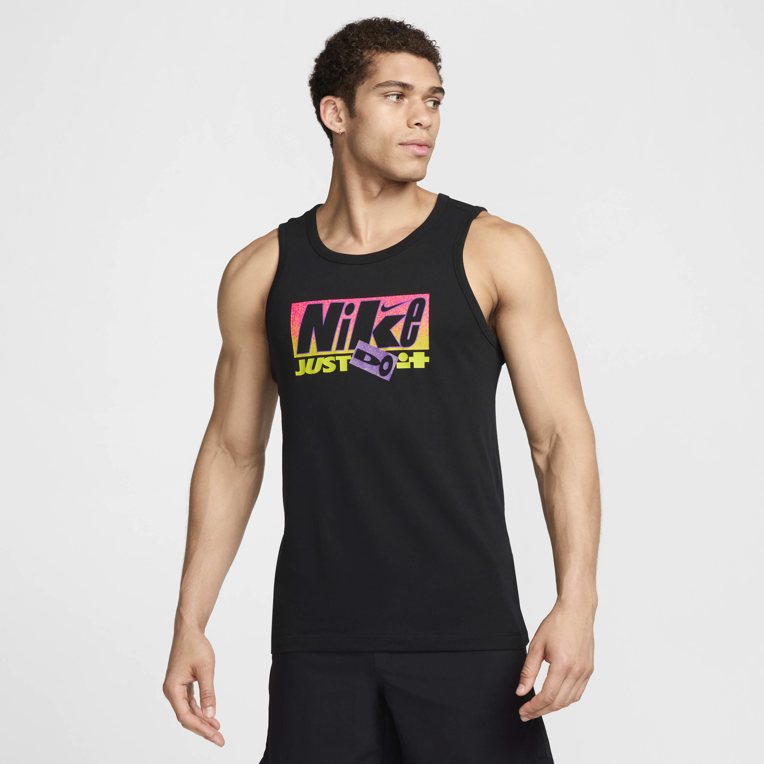 Shop Men s Tank Tops Online in UAE Nike Sleeveless Shirts for Men
