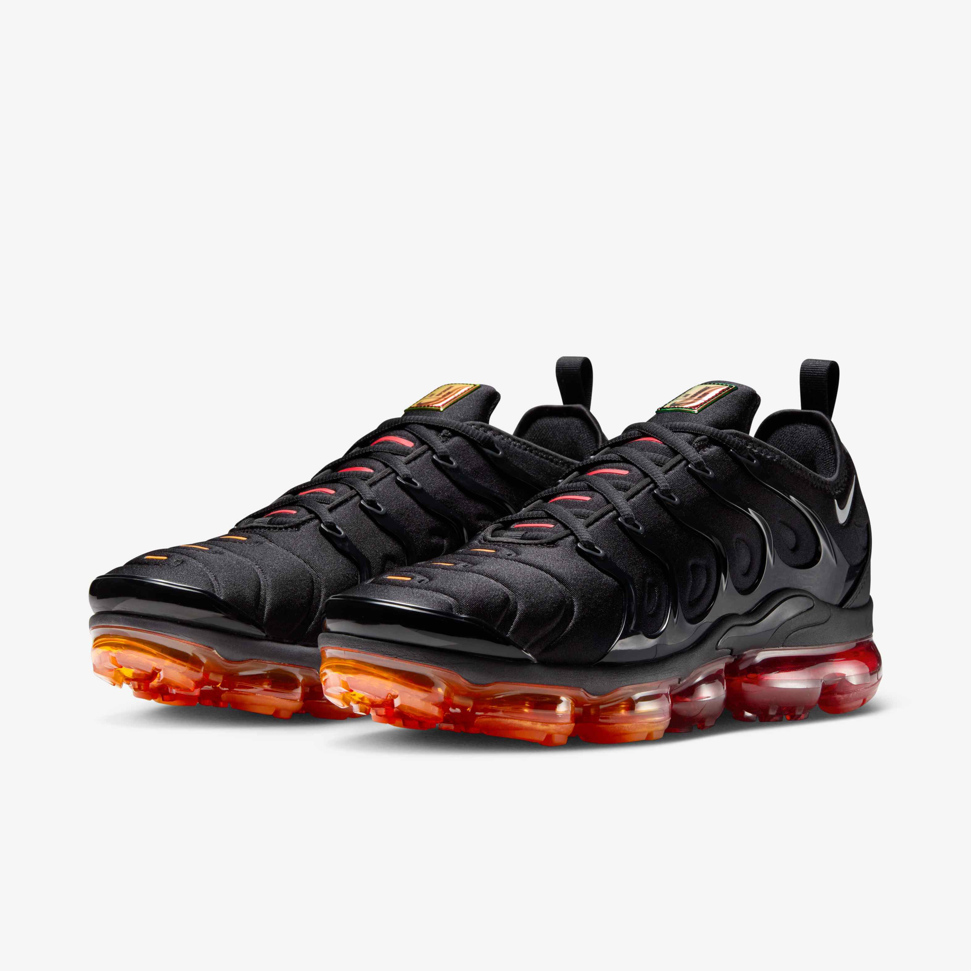 Nike Air VaporMax ブラック/オレンジ Buy Nike Air VaporMax Plus Men's Shoe - Black/Magma Orange