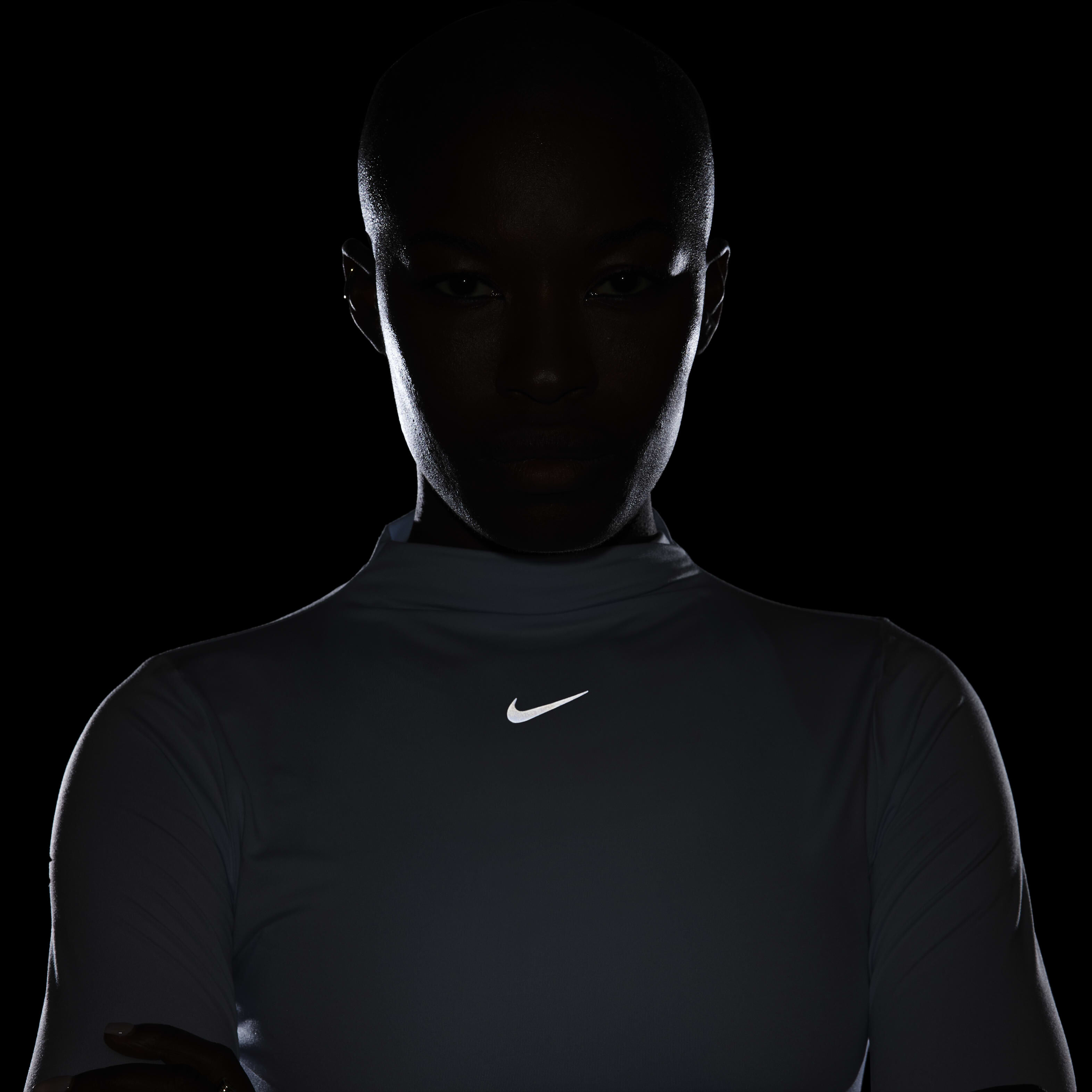 Nike Dri-FIT One Luxe image number 5