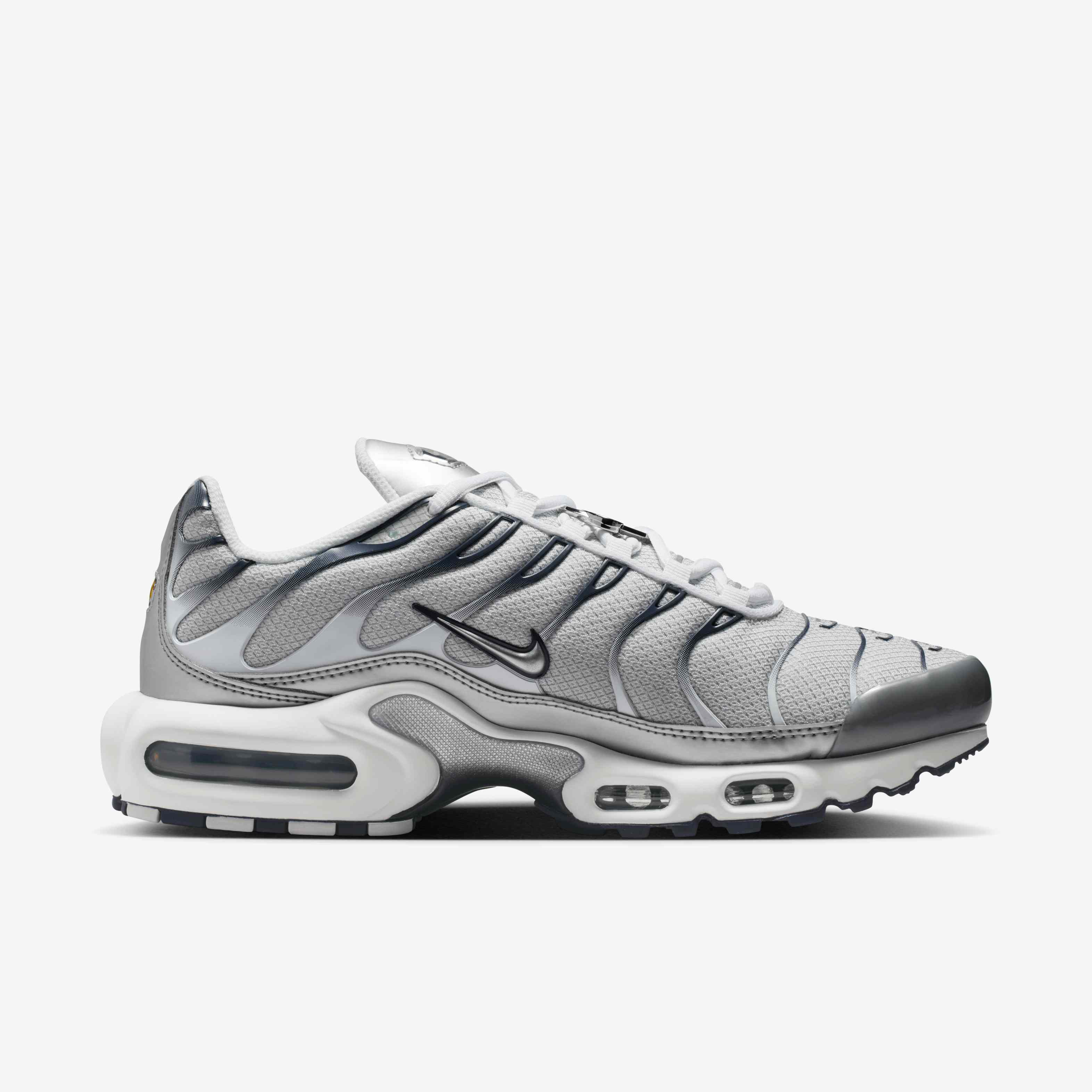 Nike Air Max Plus image number 2