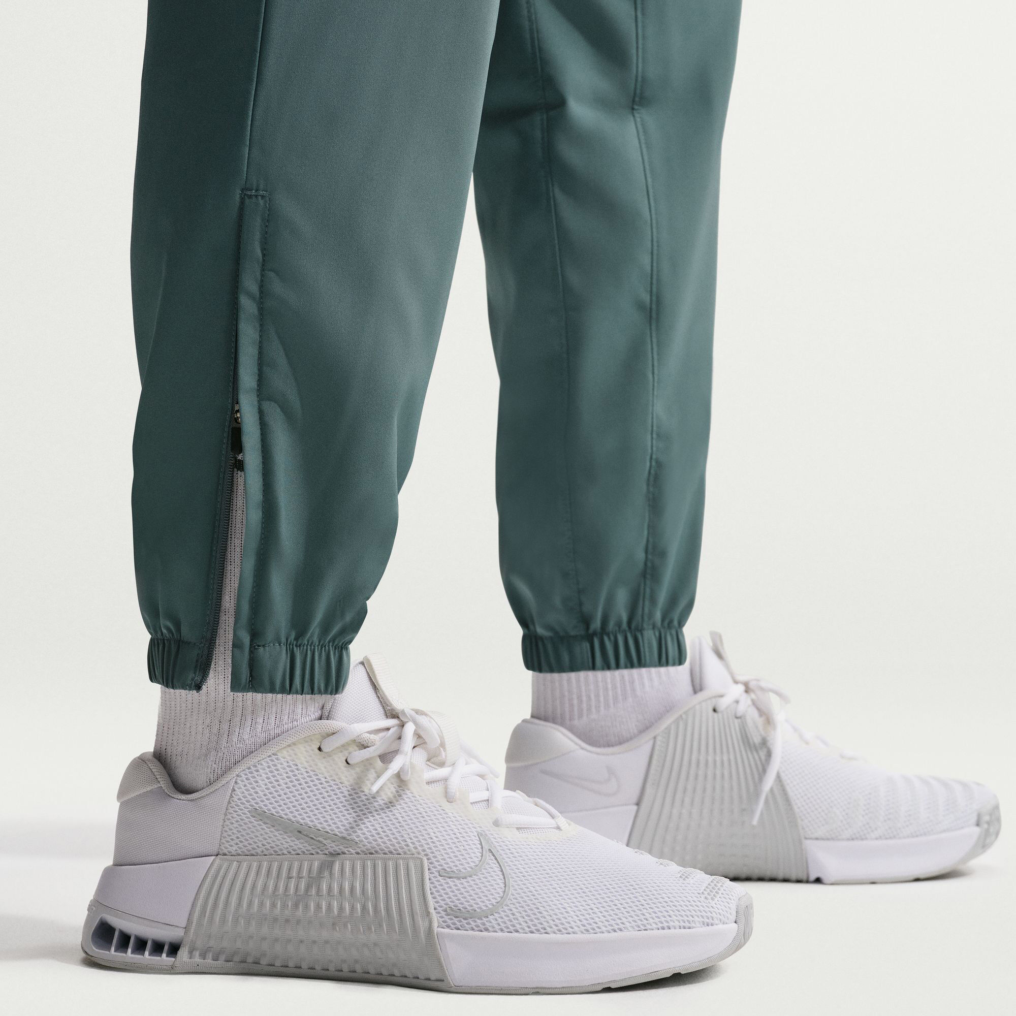 Nike Form image number 6