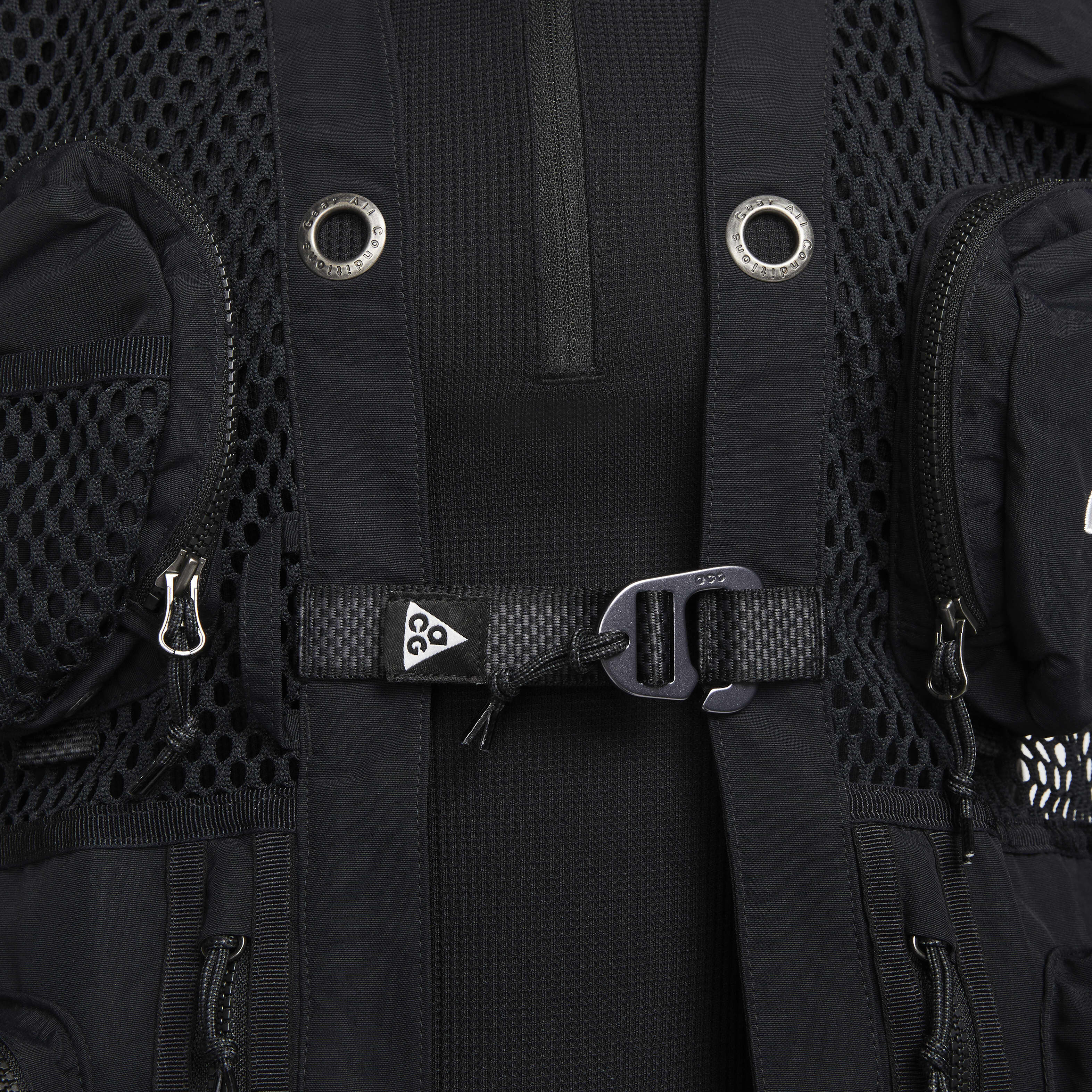 Buy Nike ACG Buttles Gilet - Black/Summit White/Summit White Buy Nike ACG Buttles Gilet - Black/Summit White/Summit White