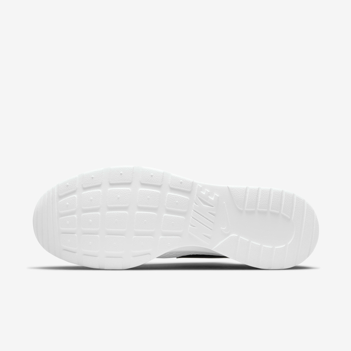 Nike Tanjun image number 2 Nike Tanjun image number 2