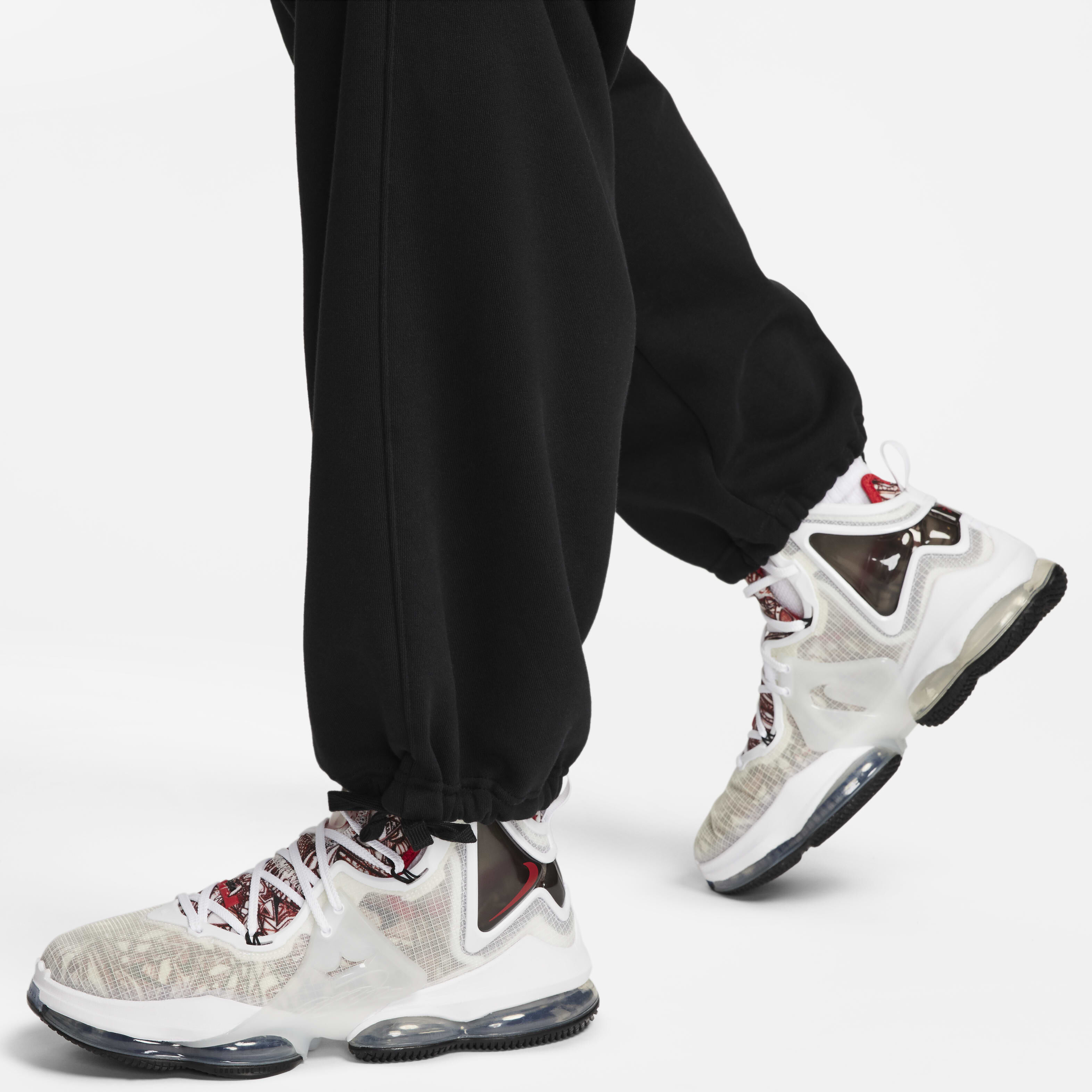 LeBron image number 9